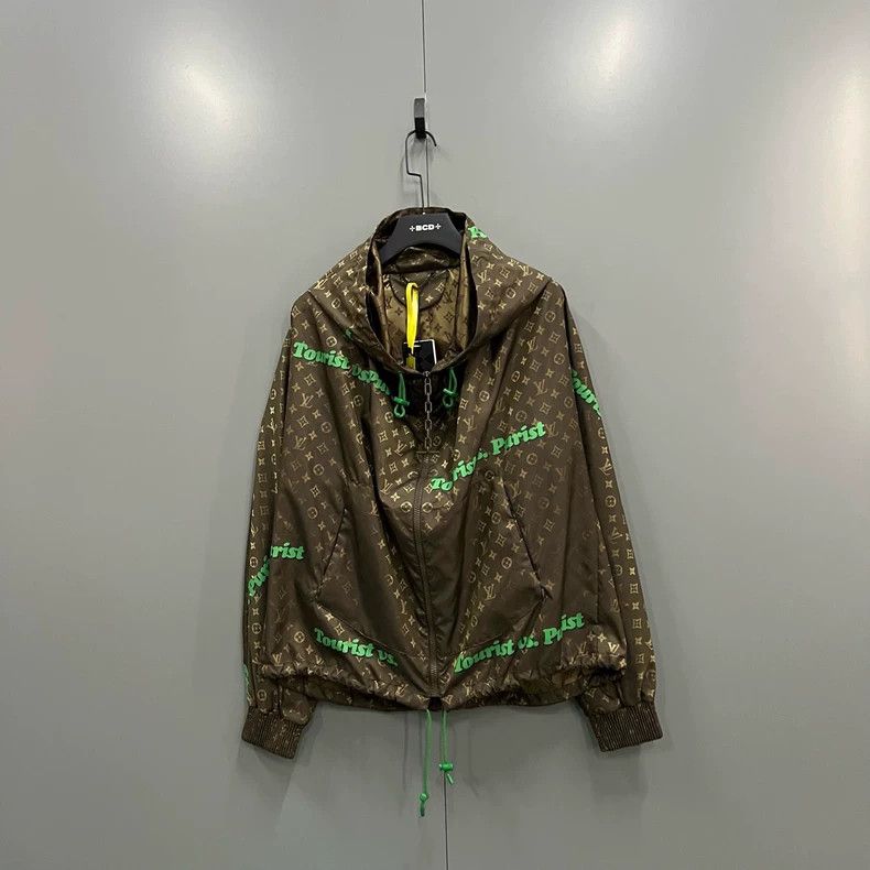 Louis Vuitton Louis Vuitton Brown presbyopic logo full print jacket 2501- Size US M / EU 48-50 / 2 - 1 Thumbnail