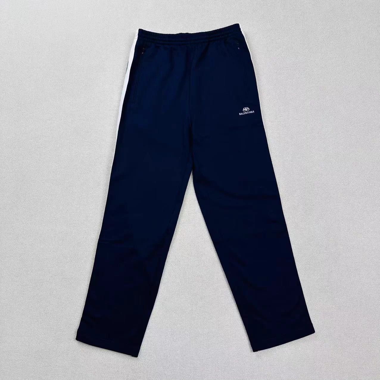Balenciaga Balenciaga Embroidered Logo Pants 48 Like New Size US 32 / EU 48 - 1 Thumbnail