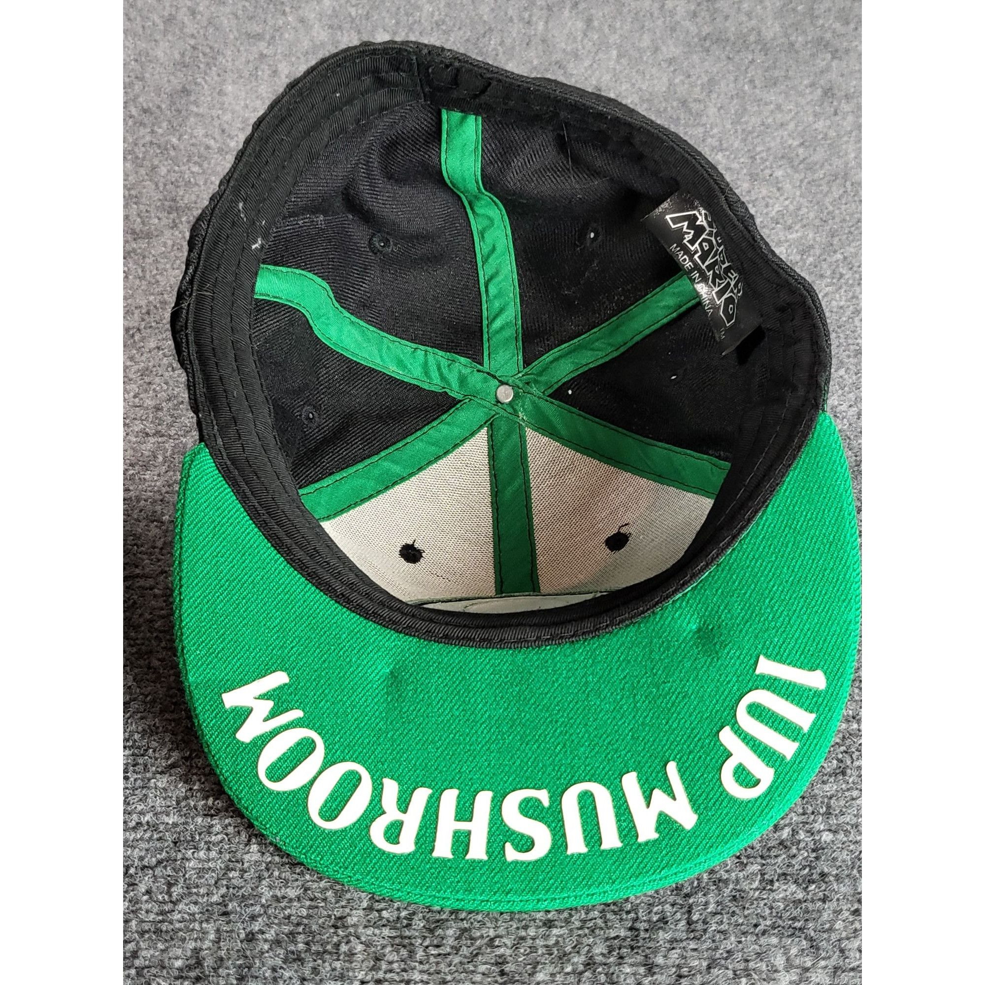 Nintendo Nintendo 1Up Mushroom Flex Fitted Hat Super Mario Video Game Size 30 - 6 Thumbnail