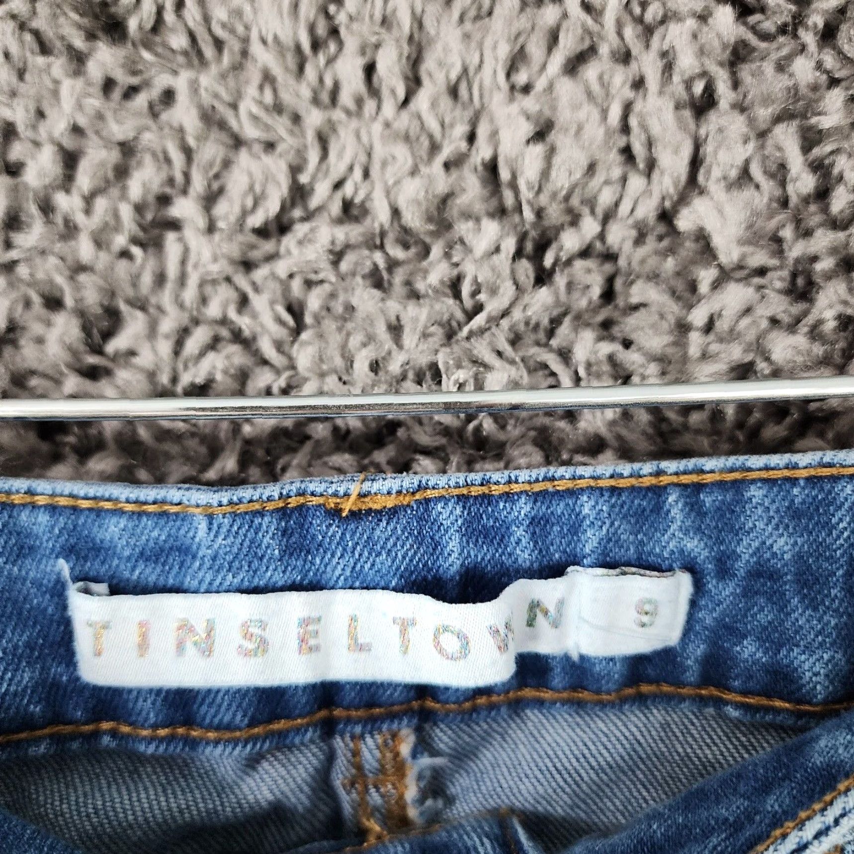 Vintage Tinseltown Jeans Womens Light Wash Distressed Blue Size 9 Skinny Jeans 26W 28In Size 30" / US 8 / IT 44 - 3 Thumbnail