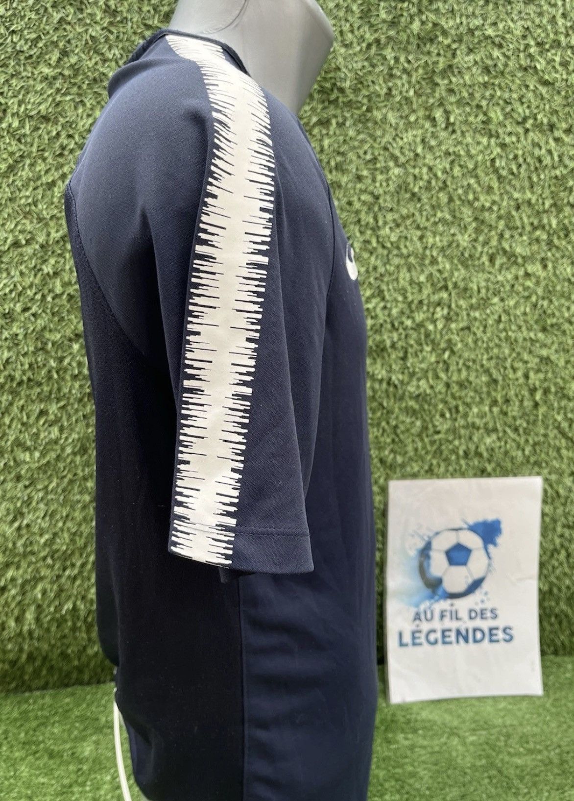 Nike Jersey training french team Size US S / EU 44-46 / 1 - 5 Thumbnail
