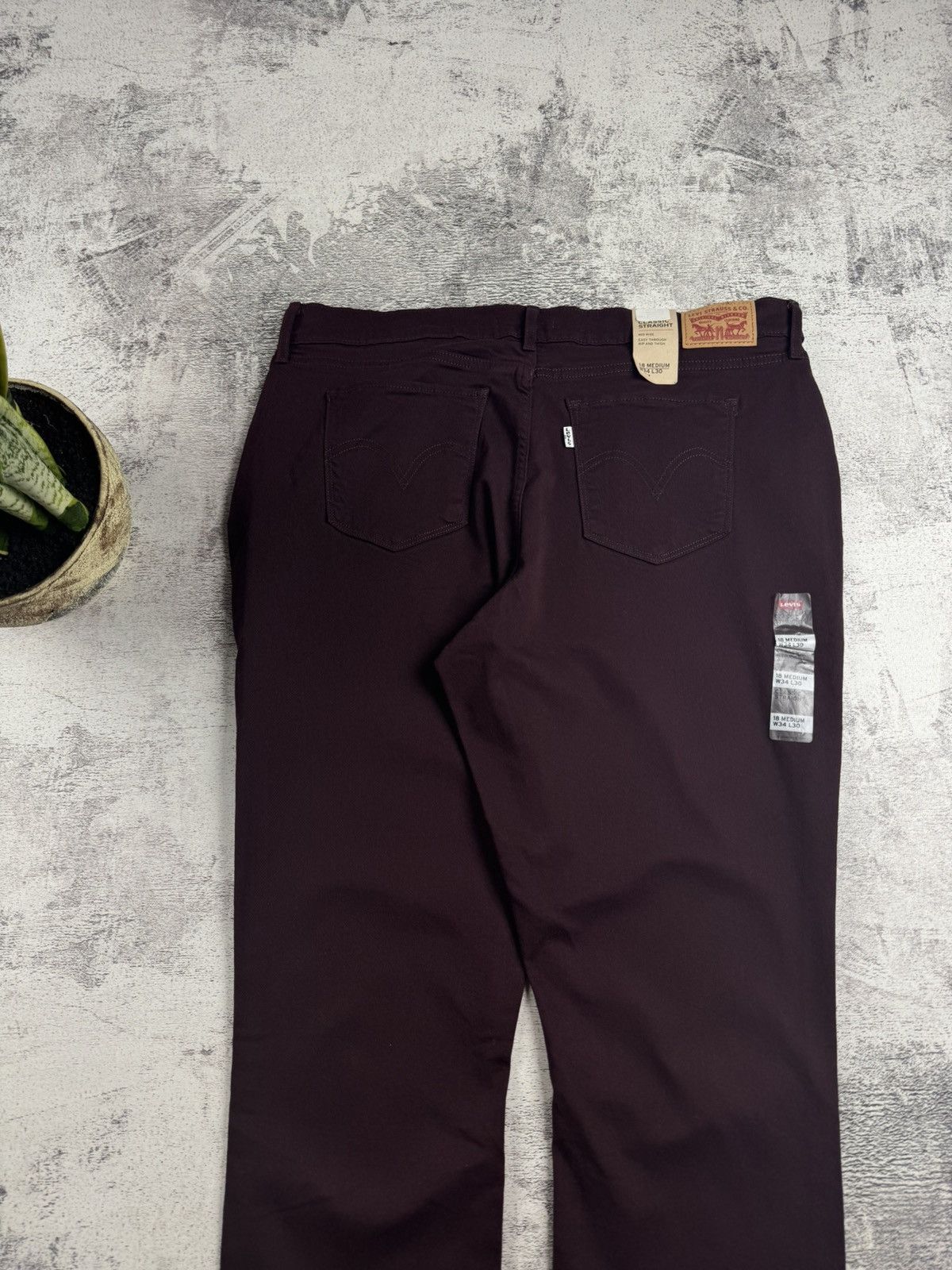 Levi's Levi’s NEW Classic Straight Men’s Cherry W34 L30 Cotton Mid Rise Pants Trousers Size US 34 / EU 50 - 6 Thumbnail
