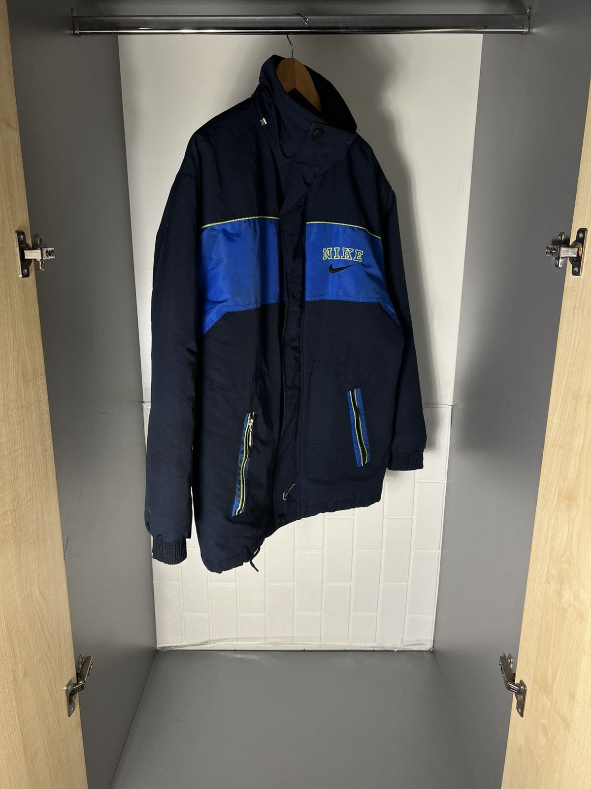 Vintage VERY RARE NIKE BIG LOGO SWOOSH RETRO JACKET INTER MILAN SOCCER JERSEY Y2K 90s Size US XXL / EU 58 / 5 - 7 Thumbnail