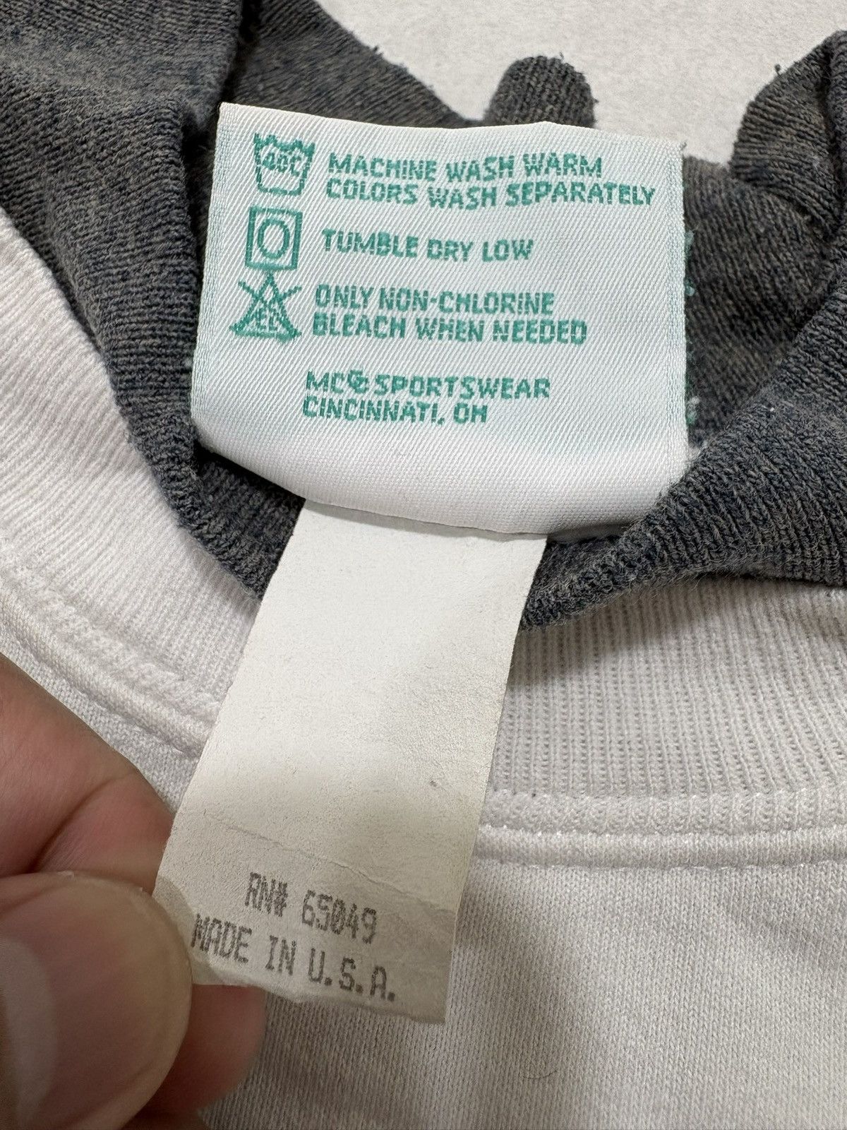 Japanese Brand Made in usa sweatshirt Size US L / EU 52-54 / 3 - 8 Thumbnail