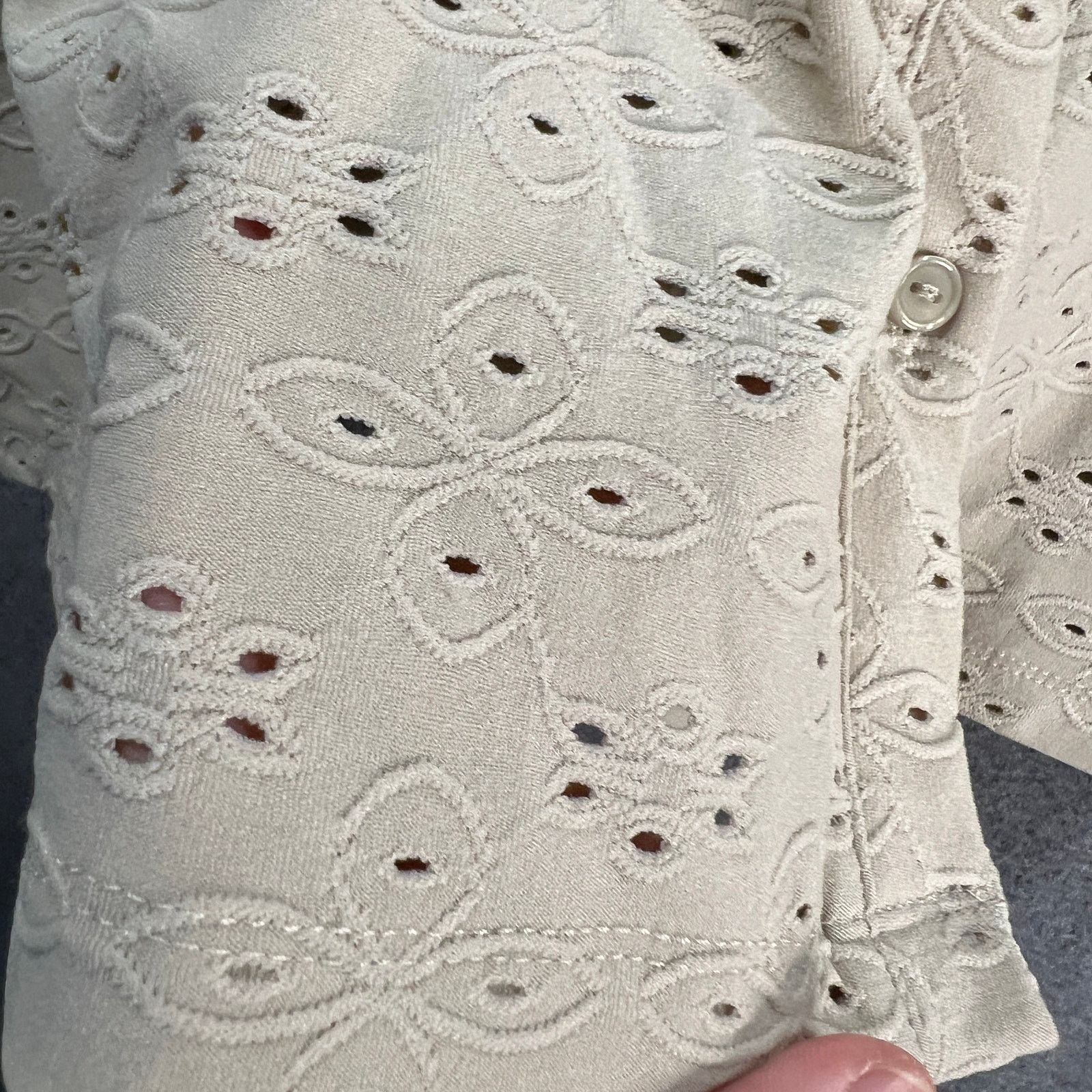 Other LOGO by Lari Goldstein Stretch Eyelet Button Front Size XL / US 12-14 / IT 48-50 - 4 Thumbnail