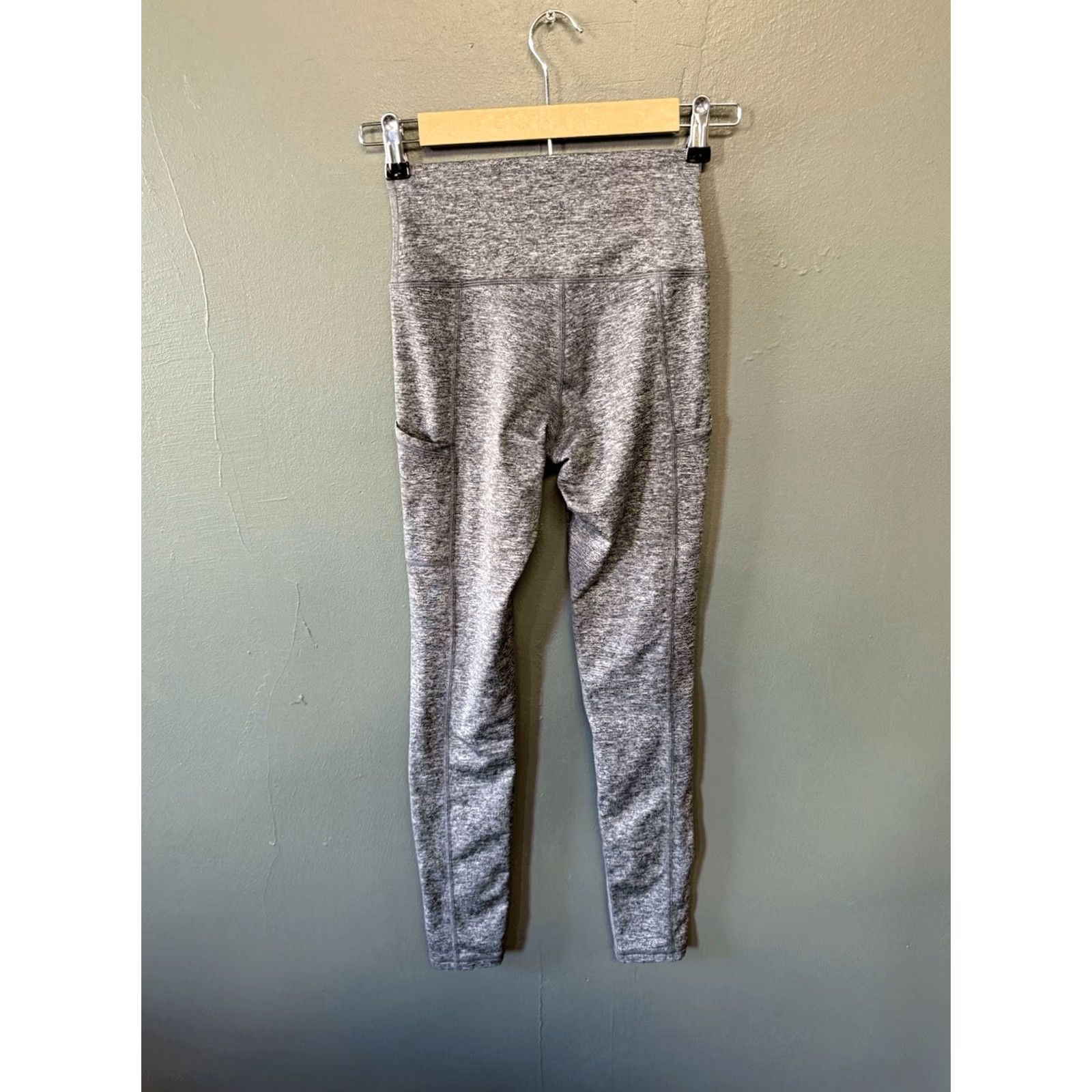 Vintage Aerie Leggings Cropped Womens Gray Size M Pull-on Medium Blackout? Size 32" / US 10 / IT 46 - 2 Thumbnail