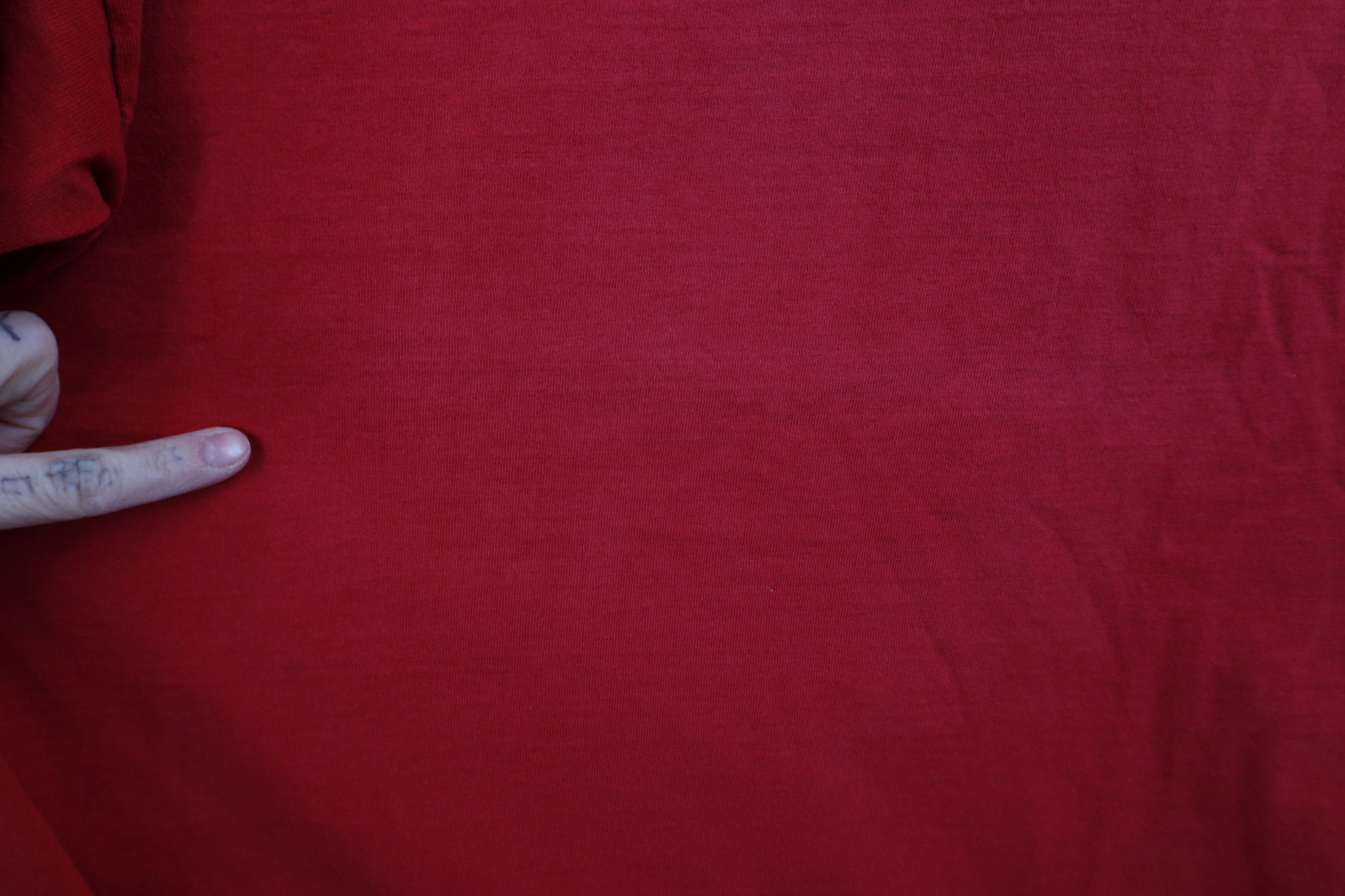 Vintage Vintage 90s University of Wisconsin Short Sleeve T-Shirt Red Size US XXL / EU 58 / 5 - 7 Thumbnail