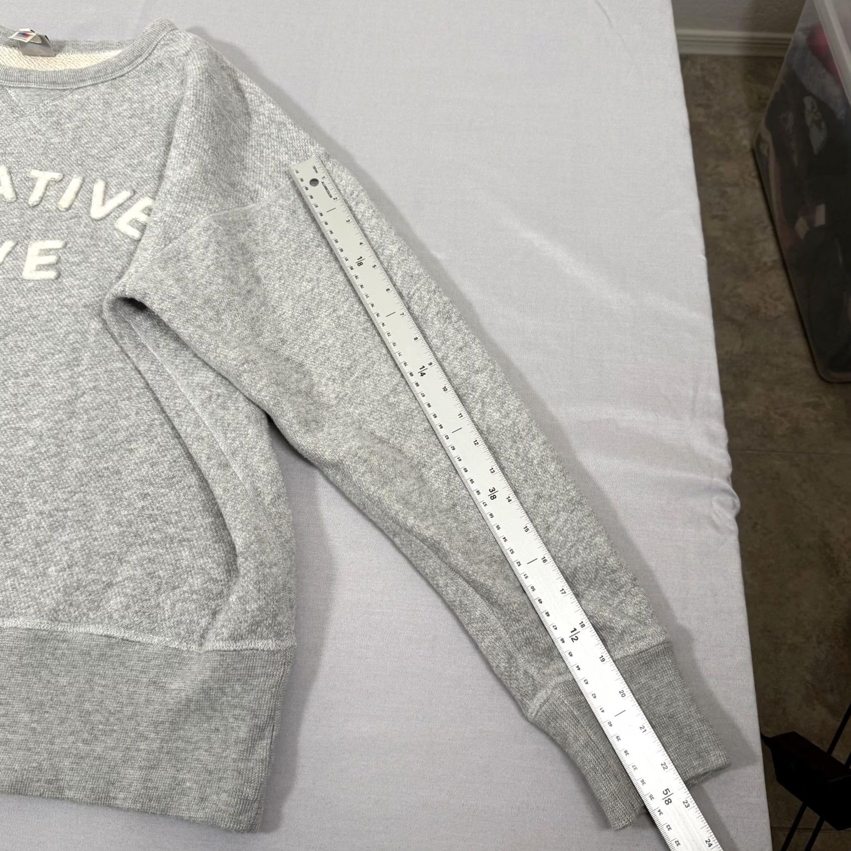 Ebbets Field Flannels Ebbets Field Flannels Sweatshirt Mens Large Gray Crewneck Creative Live USA - Vintage Condition Size US L / EU 52-54 / 3 - 7 Thumbnail