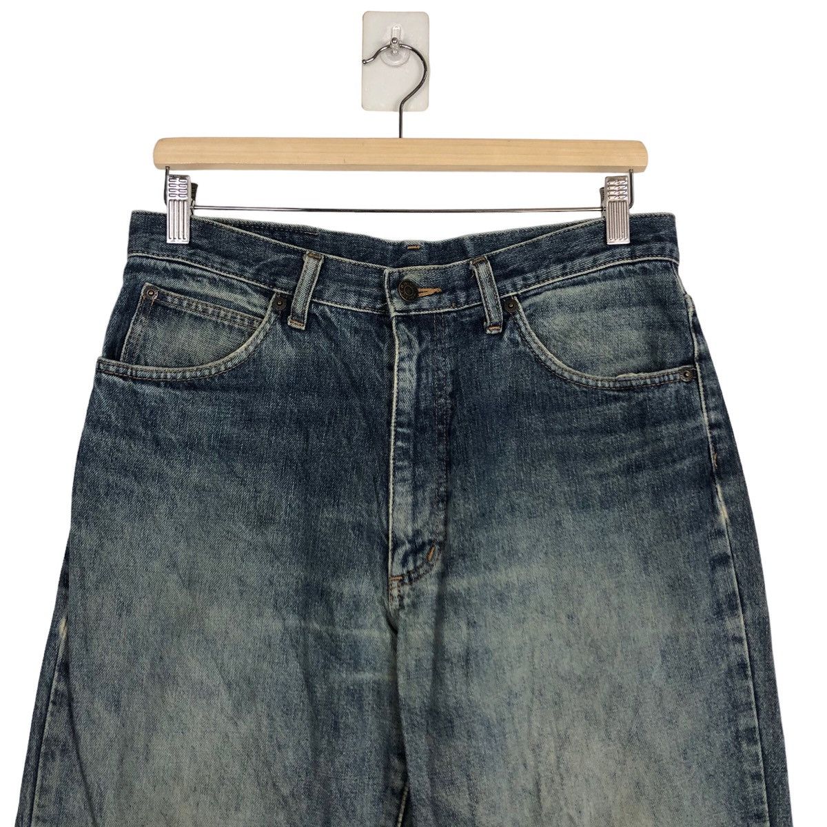 Japanese Brand 🔥90’s RARE DESIGN DISTRESSEDDENIM JEANS MAVERIC JAPAN Size US 30 / EU 46 - 3 Thumbnail