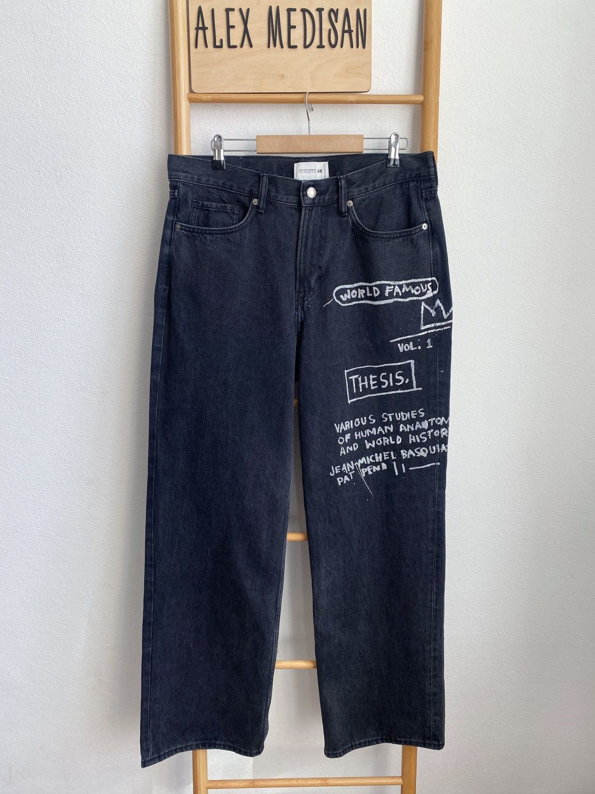 H&M × Jean-Michel Basquiat × Who Decides War Who Decides War Baggy denim jeans H&M x Basquiat x Ev&Tela Size US 32 / EU 48 - 9 Thumbnail