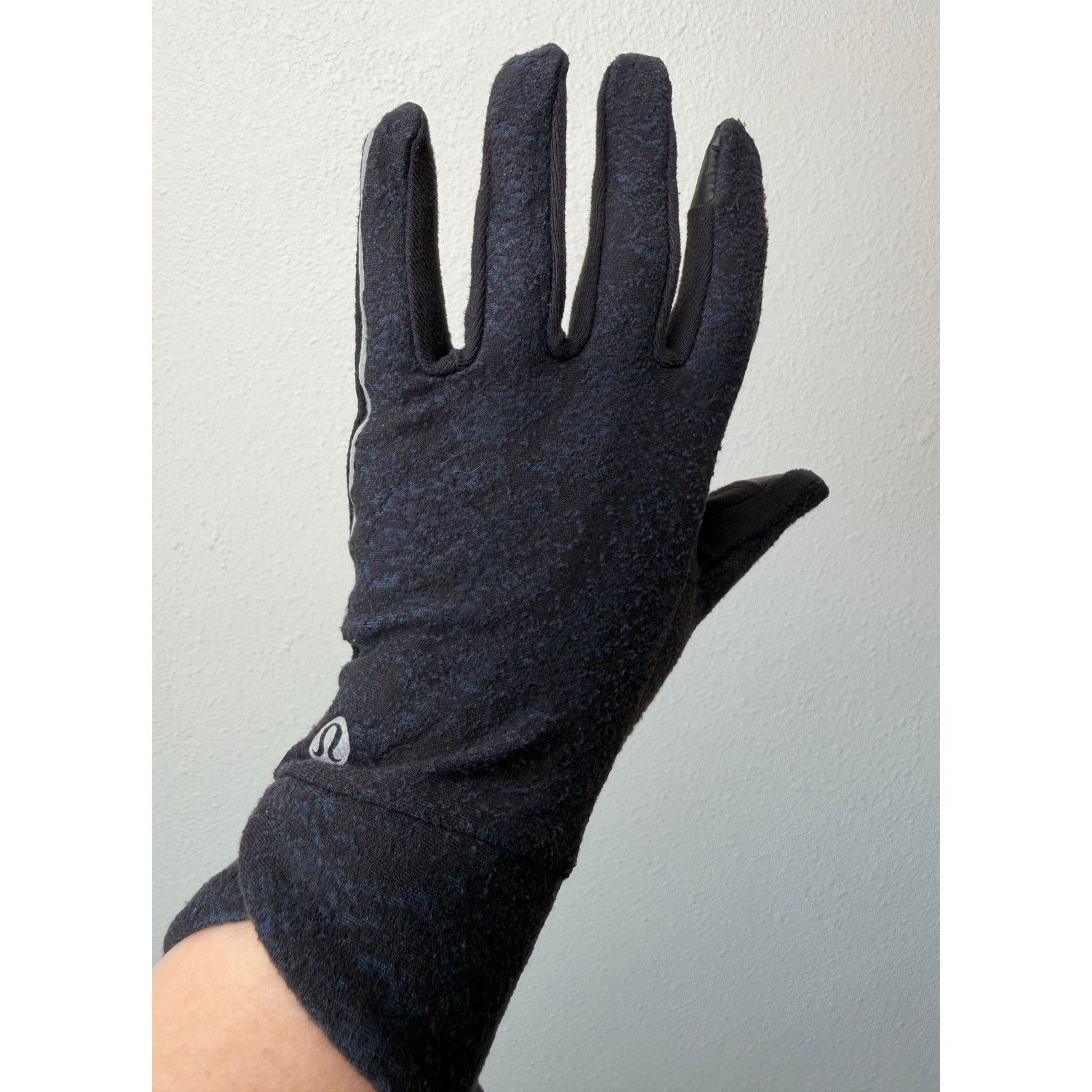 Lululemon Lululemon Cross Chill Run Gloves Teal Black XS/S Size ONE SIZE - 7 Thumbnail
