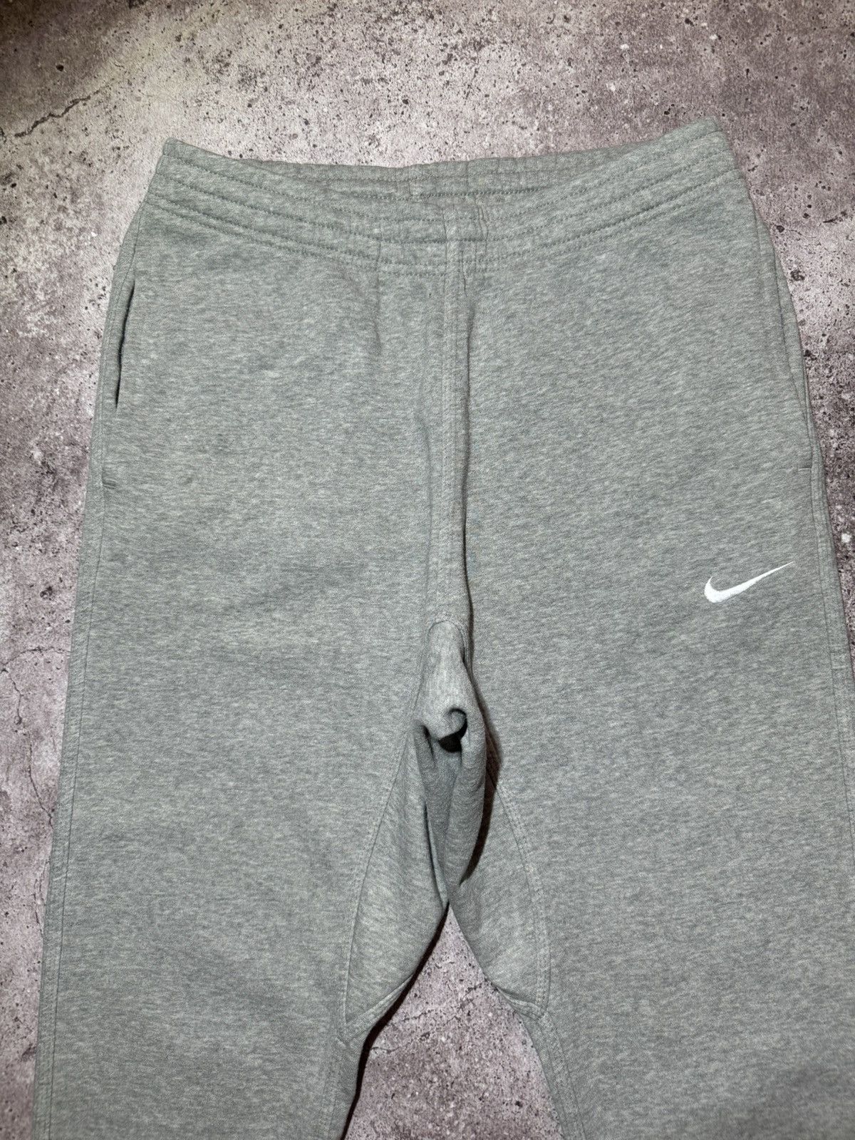 Nike × Vintage Nike Vintage Streetwear y2k Grey Sweatpants Size US 32 / EU 48 - 2 Thumbnail