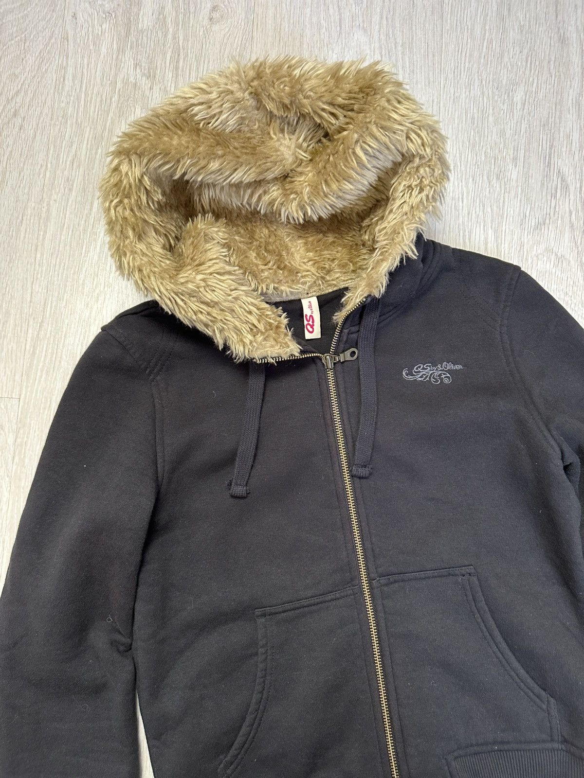 Hysteric Glamour Japanese Poem Gothic Fur Hoodie Ifsixwasnine LGB Style Size US S / EU 44-46 / 1 - 3 Thumbnail