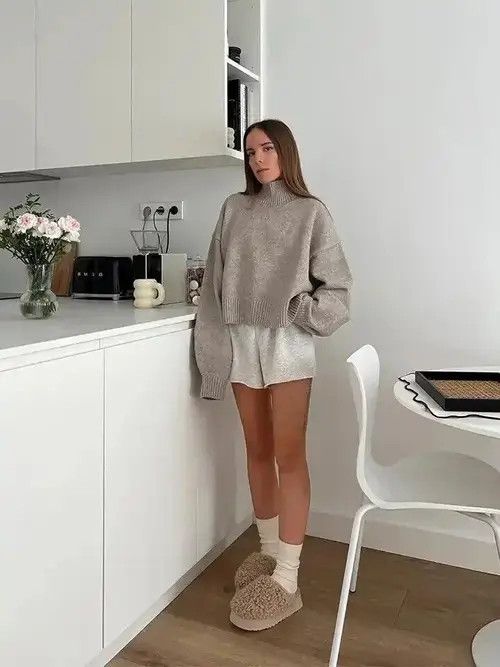 Japanese Brand New Autumn Turtleneck Lantern Sleeve Knit Size ONE SIZE - 2 Thumbnail