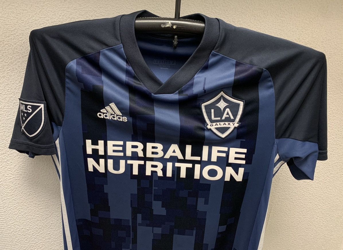 Adidas La Galaxy adidas MLS soccer jersey S sz Herbalife Size US S / EU 44-46 / 1 - 5 Thumbnail
