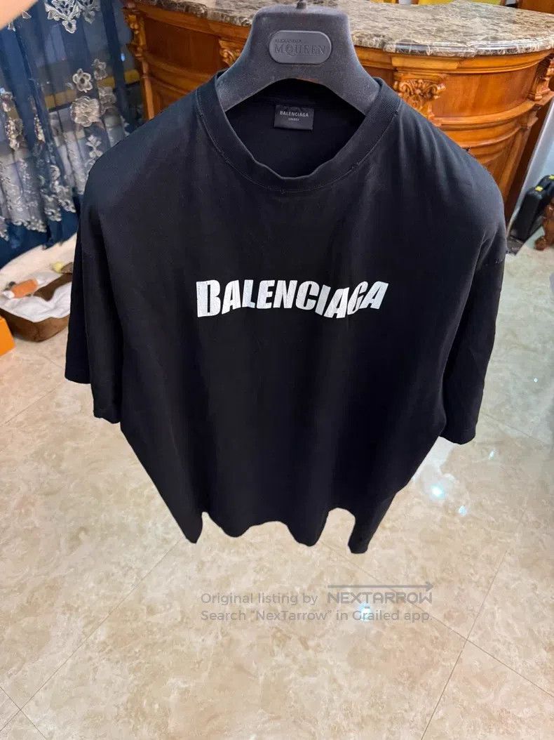 Balenciaga Balenciaga Short Sleeve Size US S / EU 44-46 / 1 - 1 Thumbnail