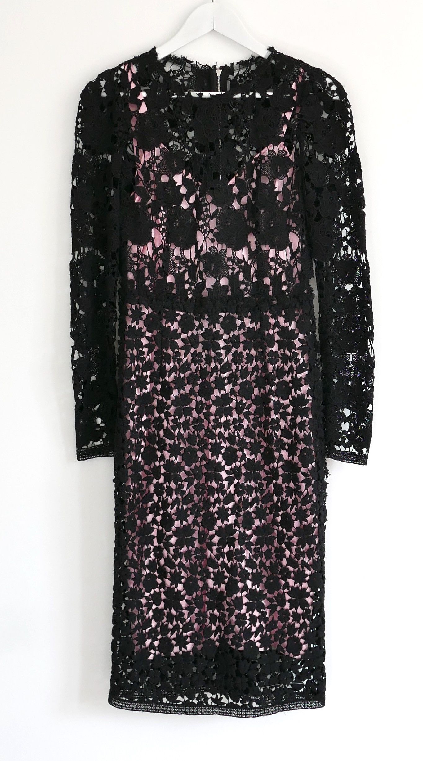 Dolce & Gabbana Dolce & Gabbana Fall 2010 Black Lace Pink Silk Lined Dress Size S / US 4 / IT 40 - 1 Thumbnail