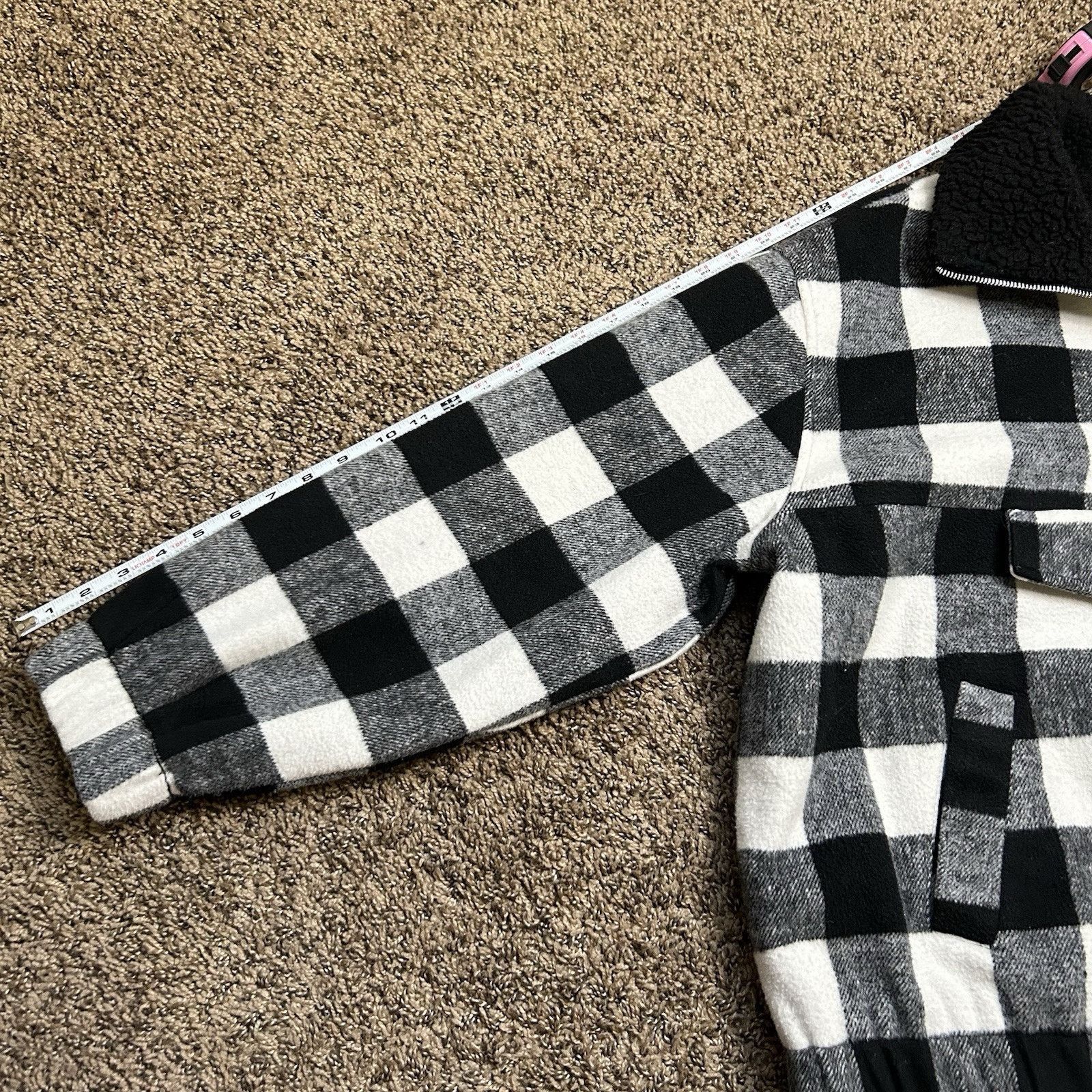 Hurley Hurley Plaid Black And White Pullover Women Coat Size XL Size L / US 10 / IT 46 - 12 Thumbnail