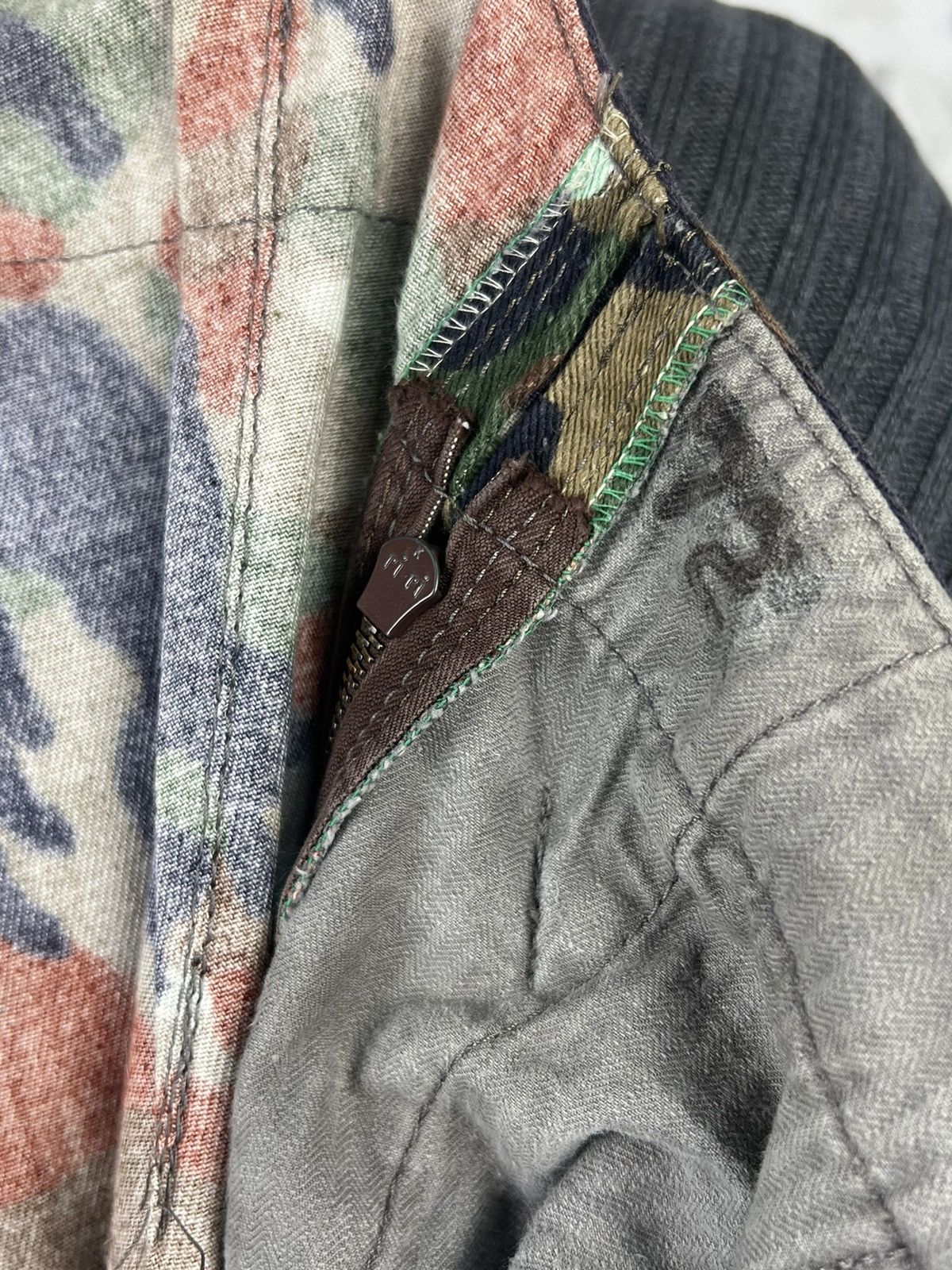 Vintage Vintage Swiss Alpenflage Cargo Bib Pants Size M - L Size US 32 / EU 48 - 14 Thumbnail