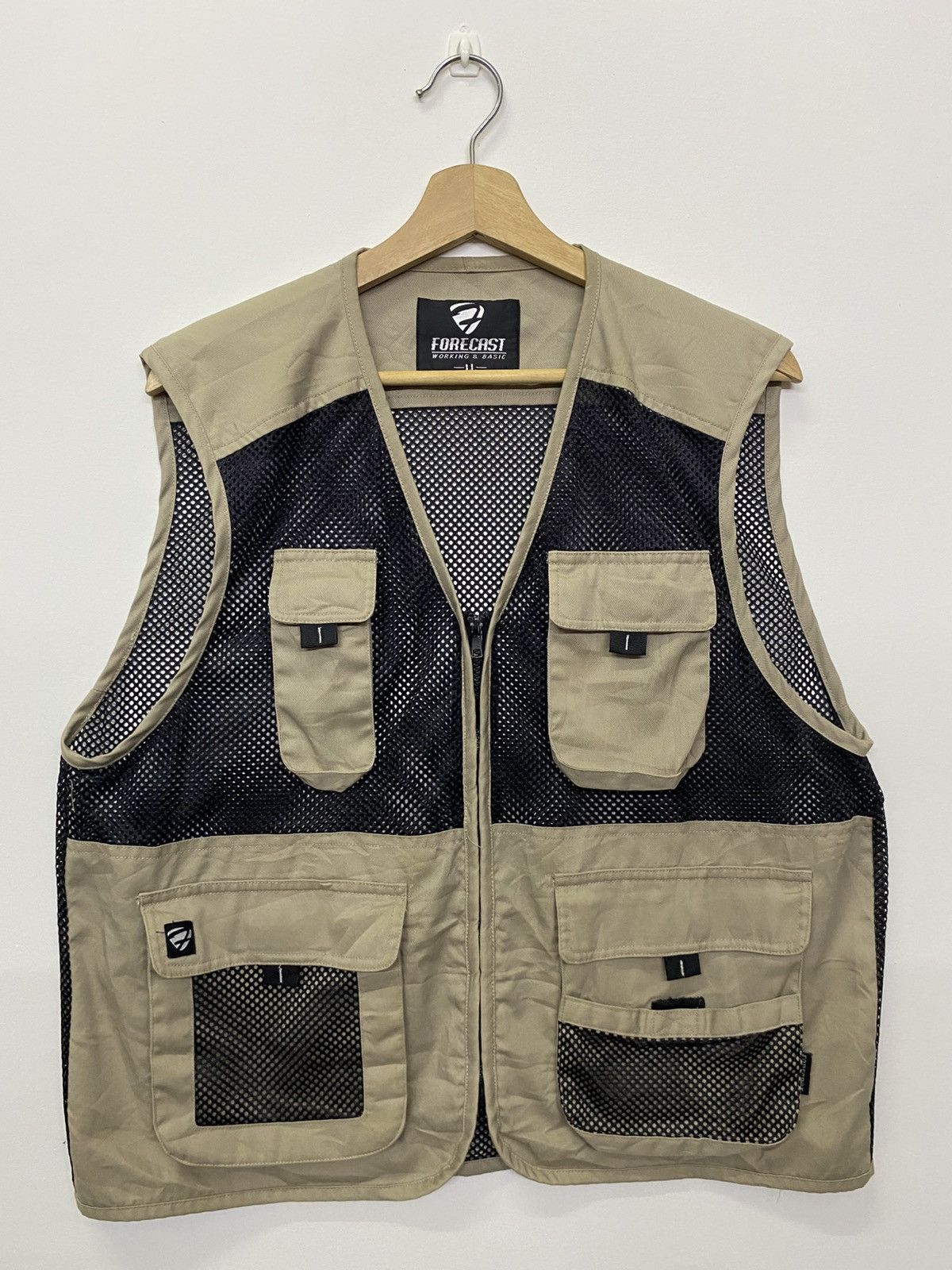 Japanese Brand Forecast Tactical Vest Size US L / EU 52-54 / 3 - 1 Thumbnail