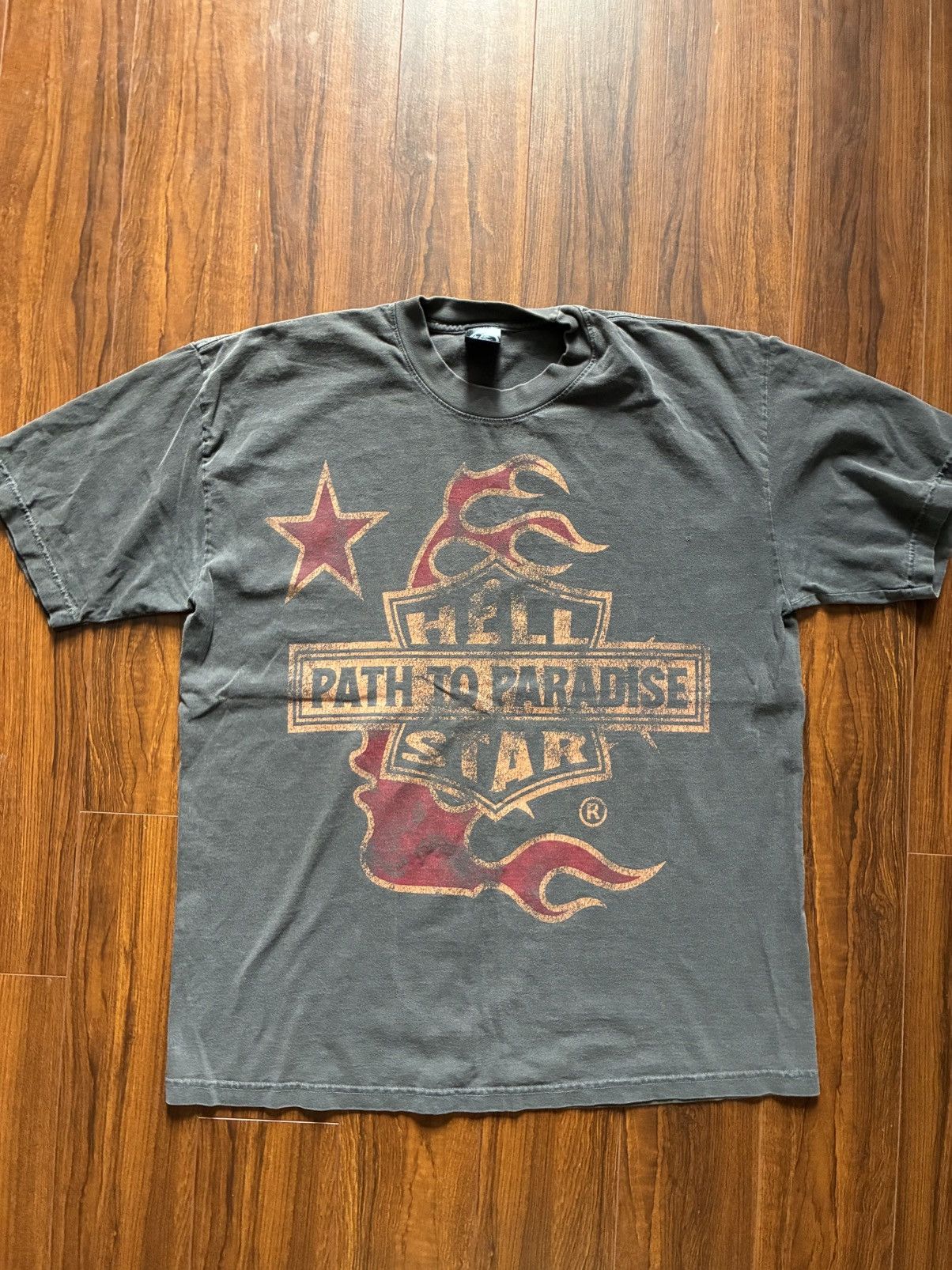 Hellstar Path To Paradise Washed Graphic T-Shirt. Size Large