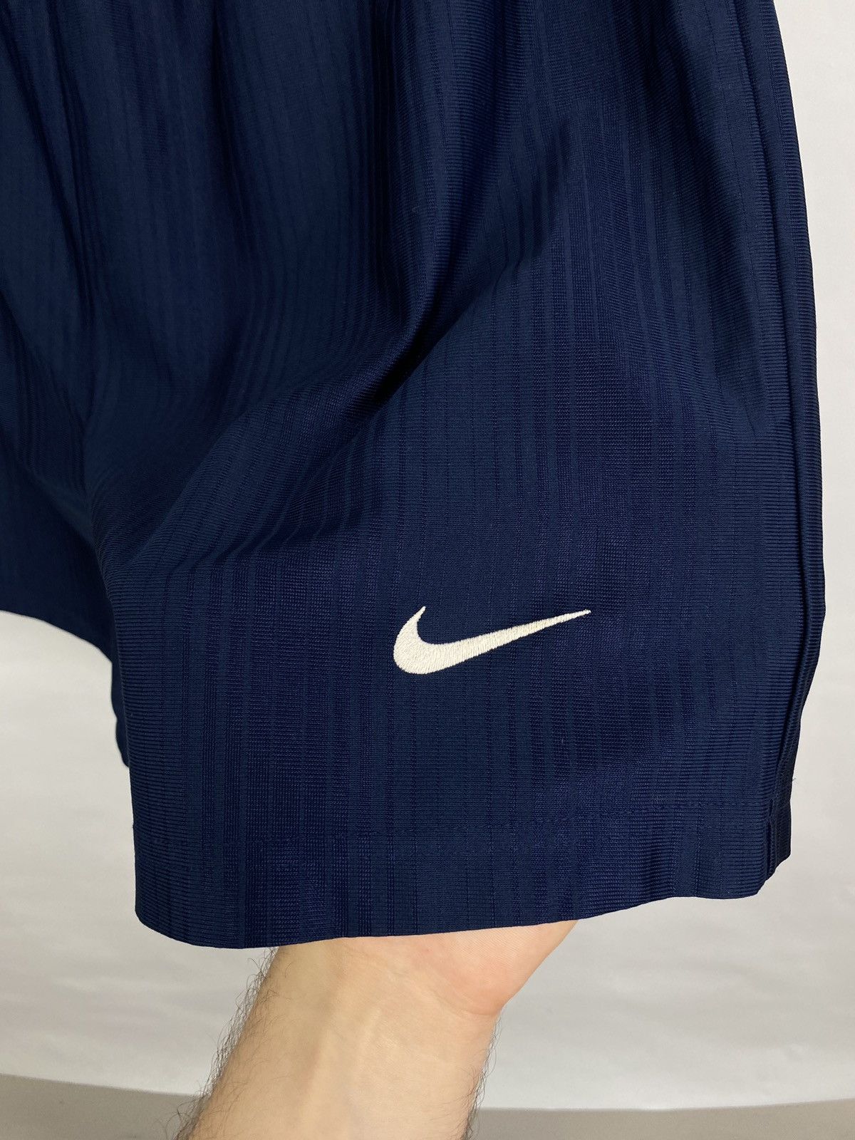 Nike 🇺🇸 Vintage 90s Nike Soccer Shorts Rare Retro Y2K Hype Size US 32 / EU 48 - 3 Thumbnail