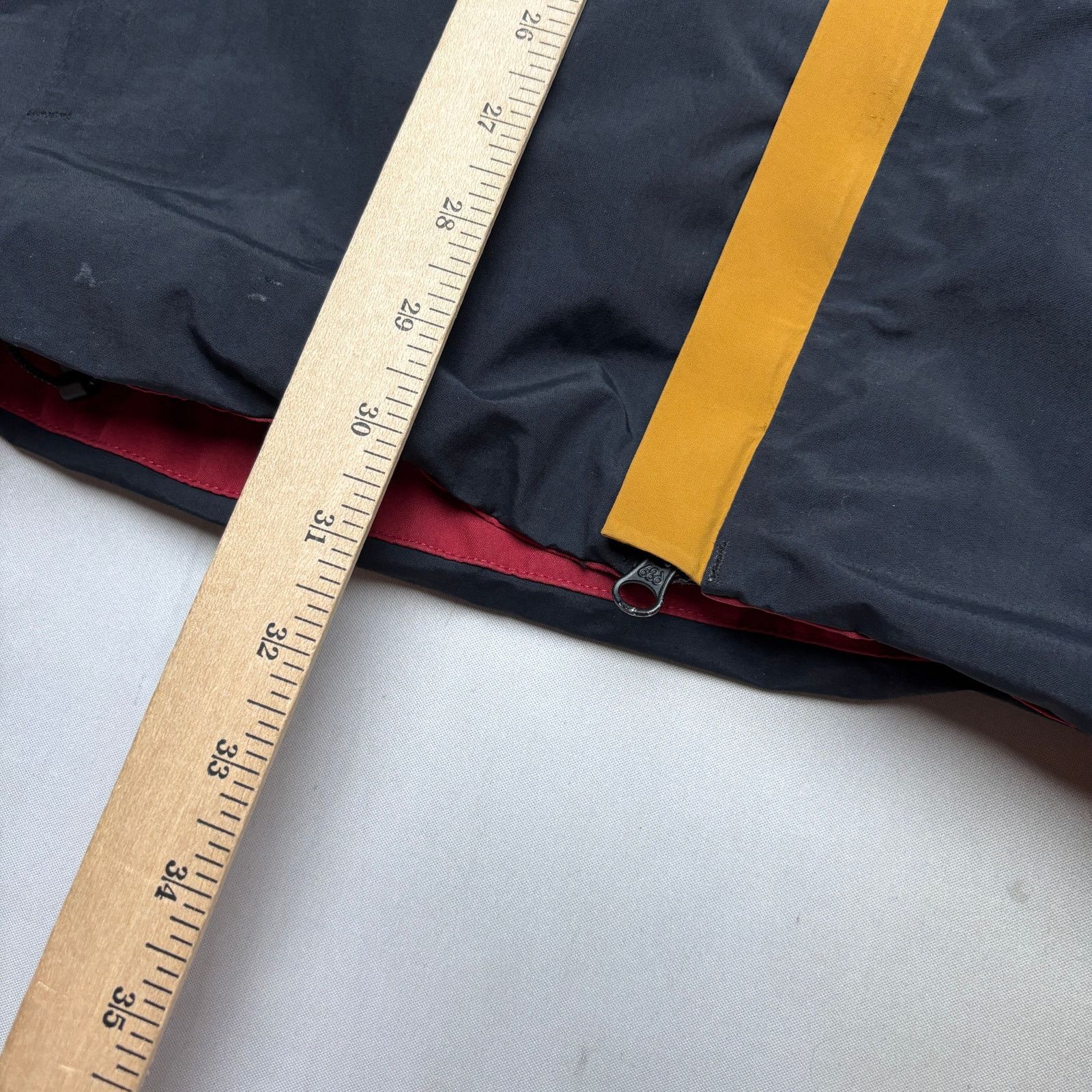 686 686 GLCR Project GTX GT Jacket Mens M Gorpcore Ski Snowboard Size US M / EU 48-50 / 2 - 10 Thumbnail