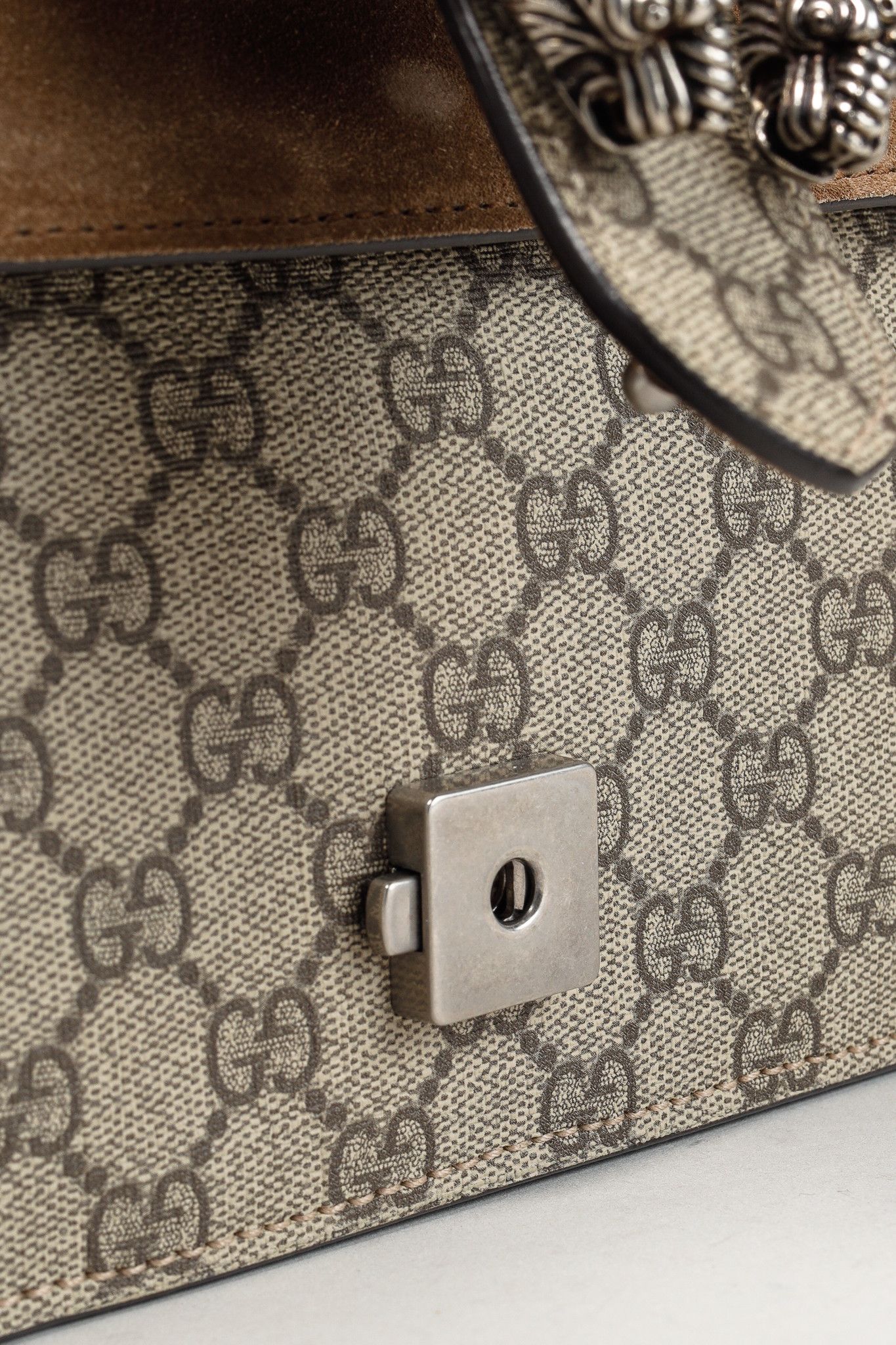 Gucci Gucci Dionysus GG Supreme Monogram Limited Edition Bee Bag Size ONE SIZE - 5 Thumbnail