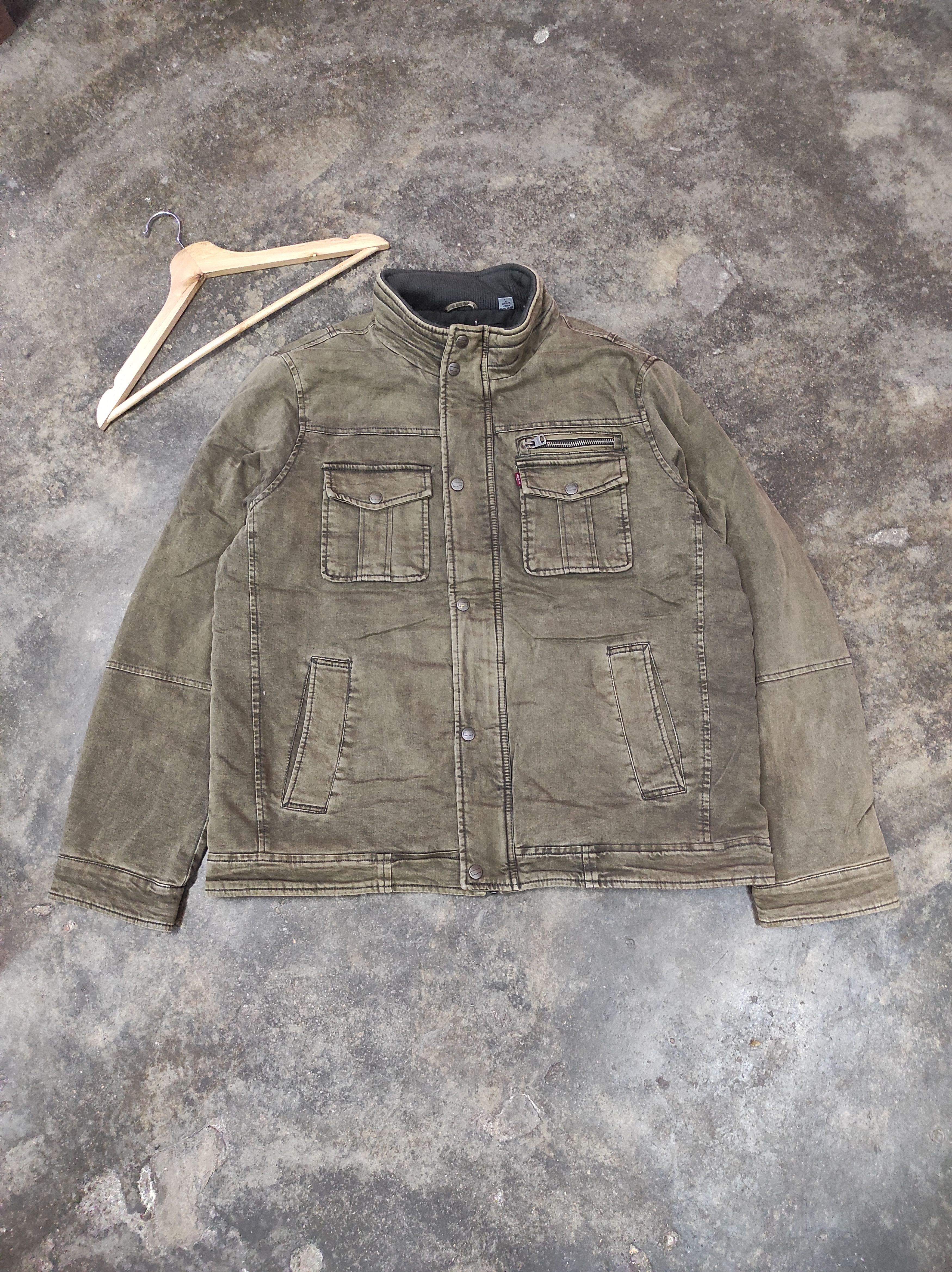 LEVIS MILITARY STYLE MULTI POCKET HEAVY JACKET