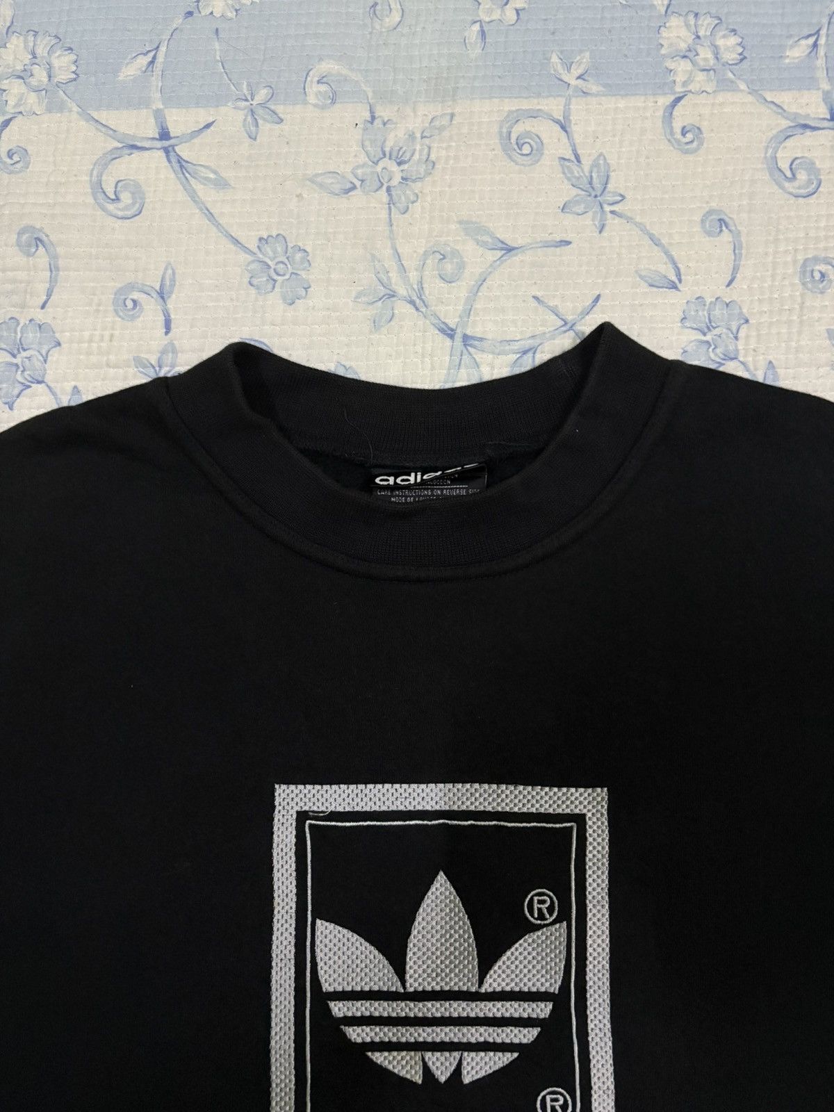 Adidas Adidas Sweatshirt Embroidered Logo Size US M / EU 48-50 / 2 - 12 Thumbnail