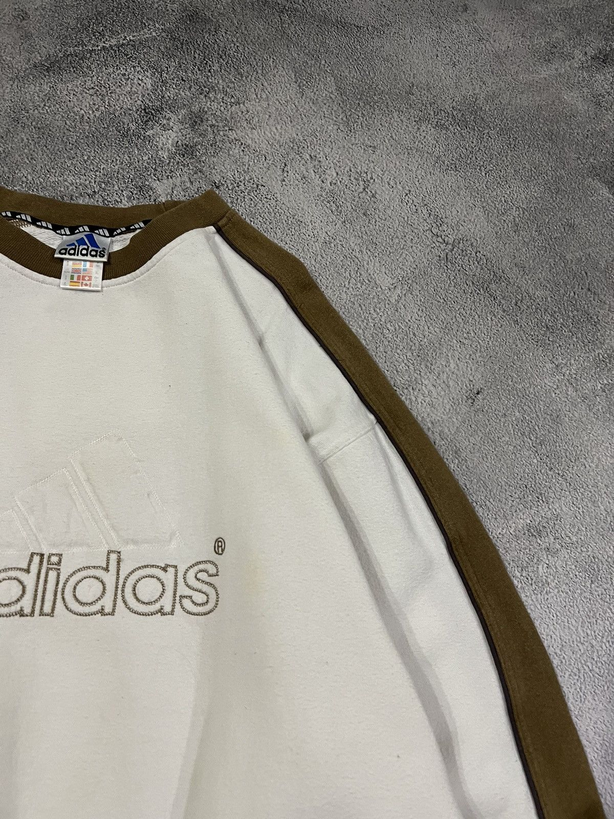 Adidas × Vintage Vintage Y2k Adidas🤍 3D Spellout Big Logo Sweatshirt 90’s Size US XL / EU 56 / 4 - 6 Thumbnail