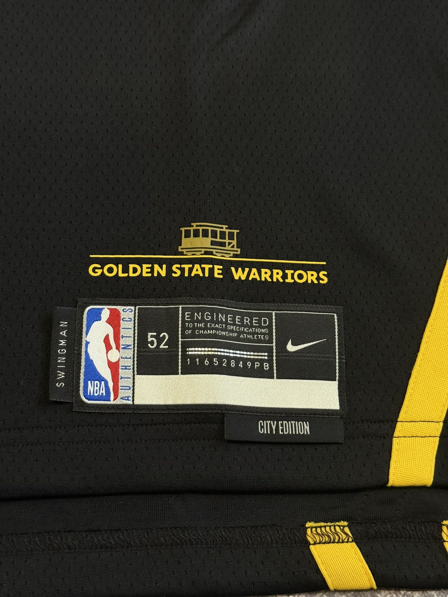Nike Golden State Warriors Curry Nike City Edition Jersey size XL Size US XL / EU 56 / 4 - 7 Thumbnail