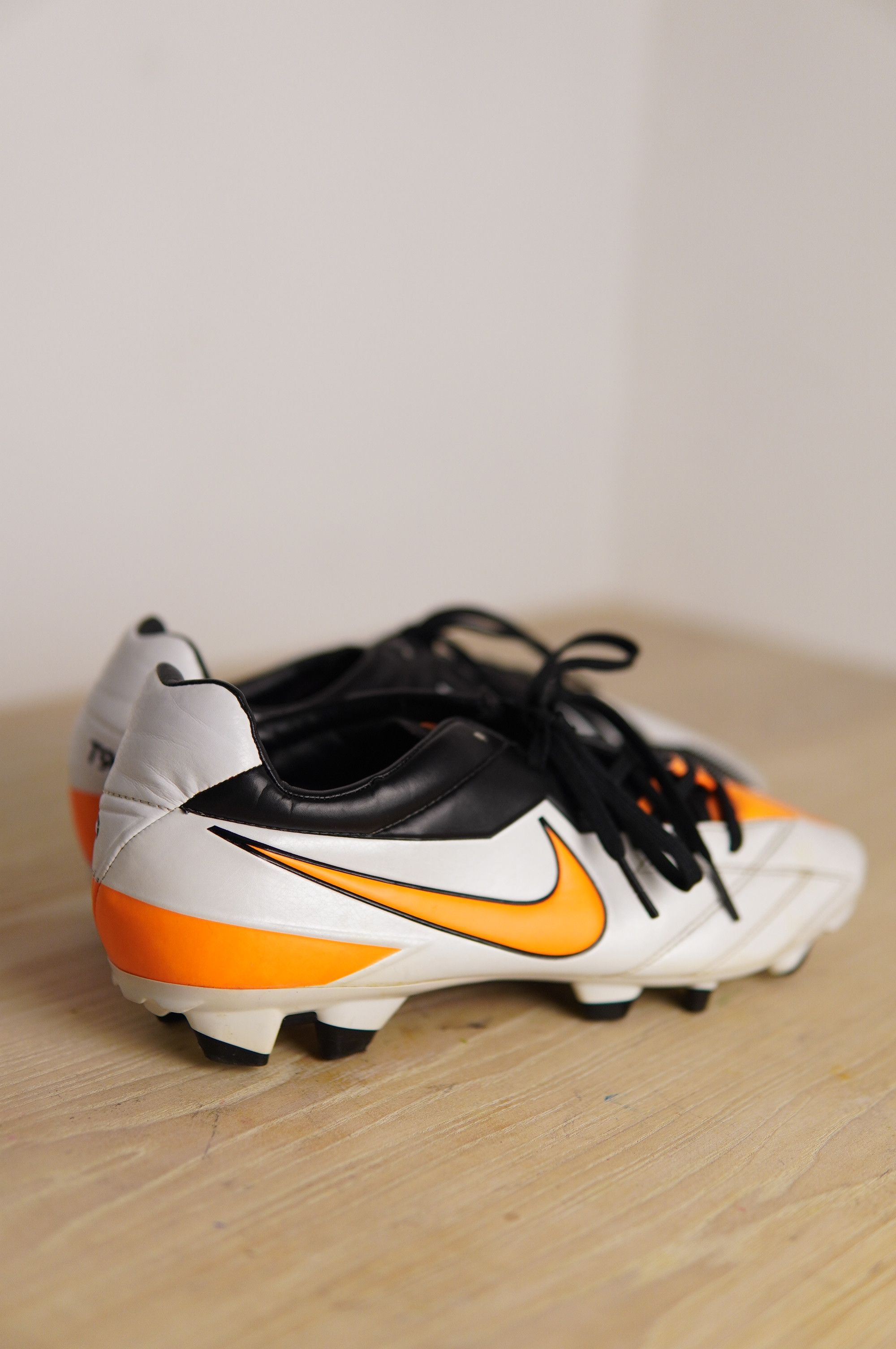 Nike Nike T90 Laser FG Total 90 Soccer Cleats 472562-480 Size US 8 / EU 41 - 5 Thumbnail