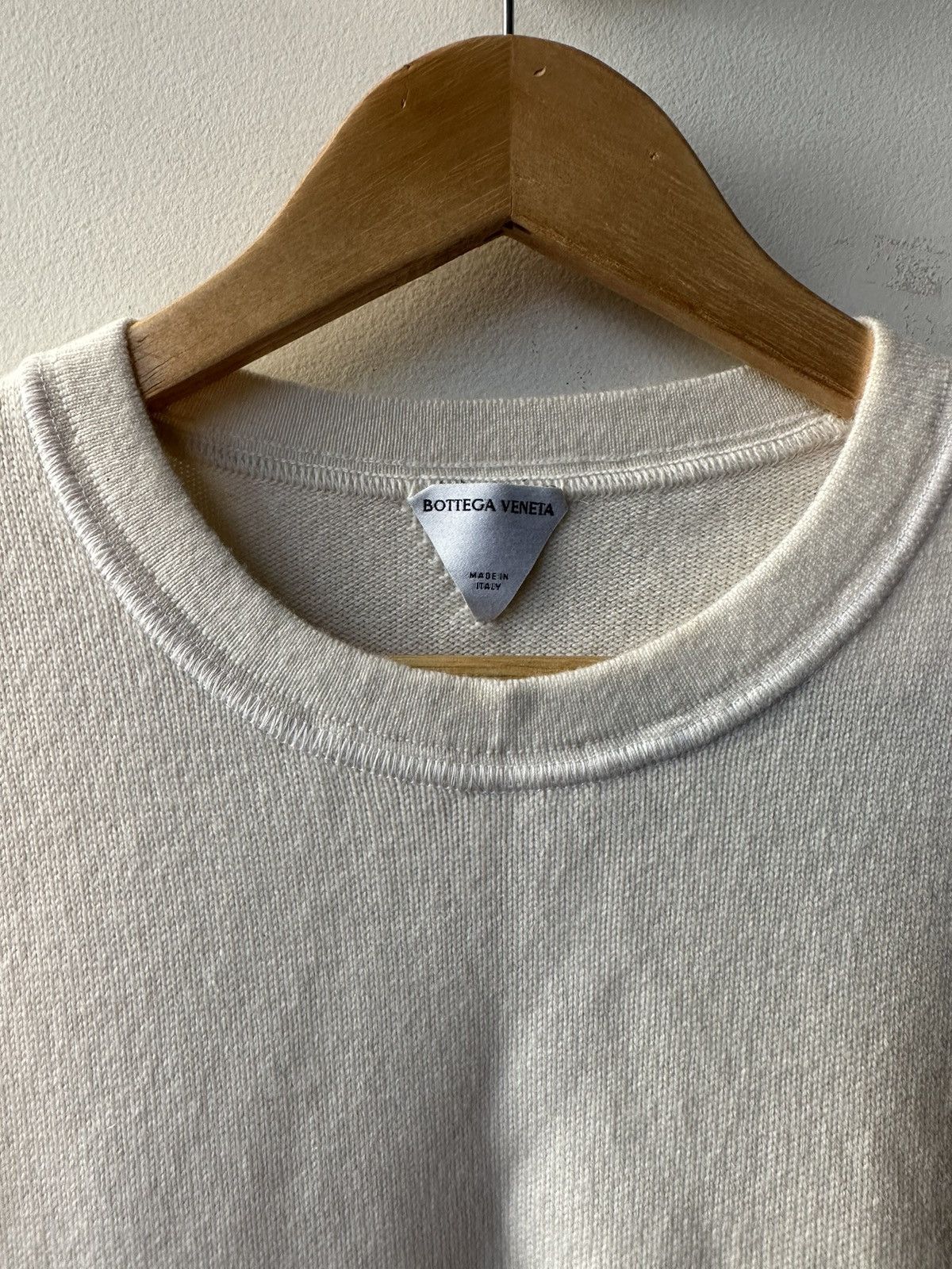 Bottega Veneta $1950 Bottega Veneta Cashmere Plain Tee Size US M / EU 48-50 / 2 - 3 Thumbnail