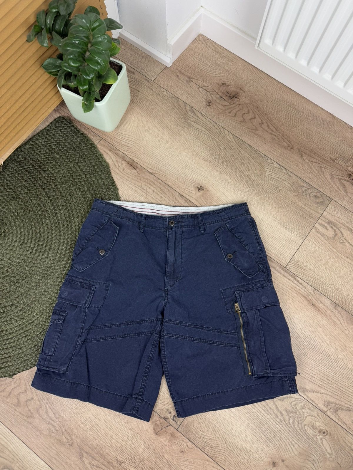 Polo Ralph Lauren Vintage Ralph Lauren military cargo shorts Size US 33 - 1 Thumbnail