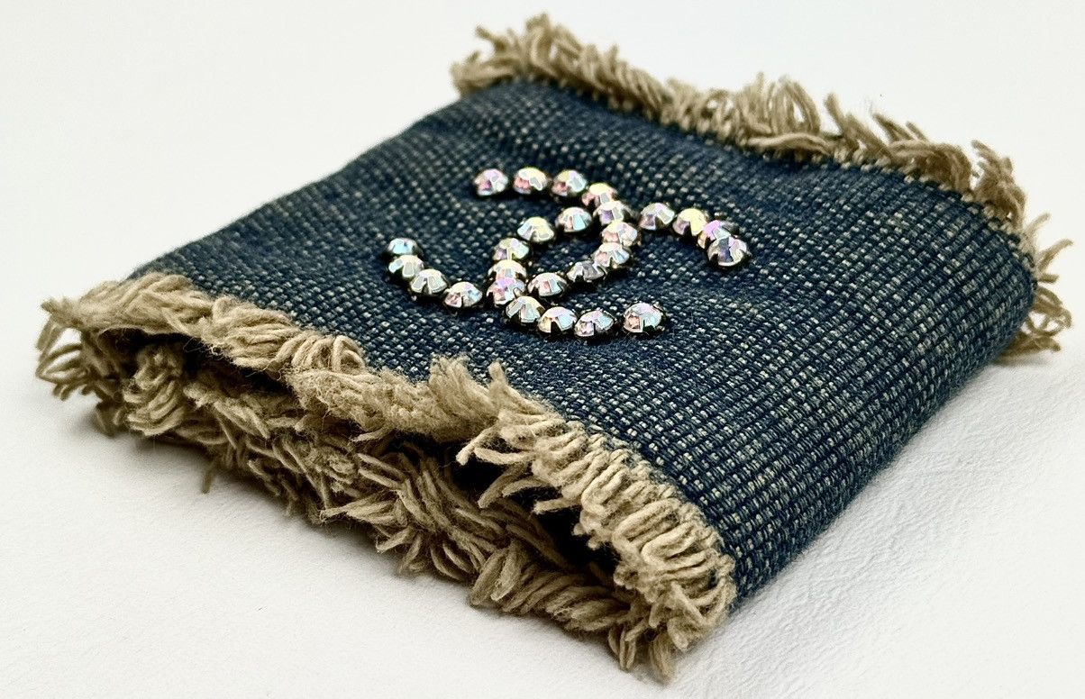 Chanel Chanel - Karl - FW/01 - Denim - Rhinestone - CC - Logo Cuff Size ONE SIZE - 8 Thumbnail