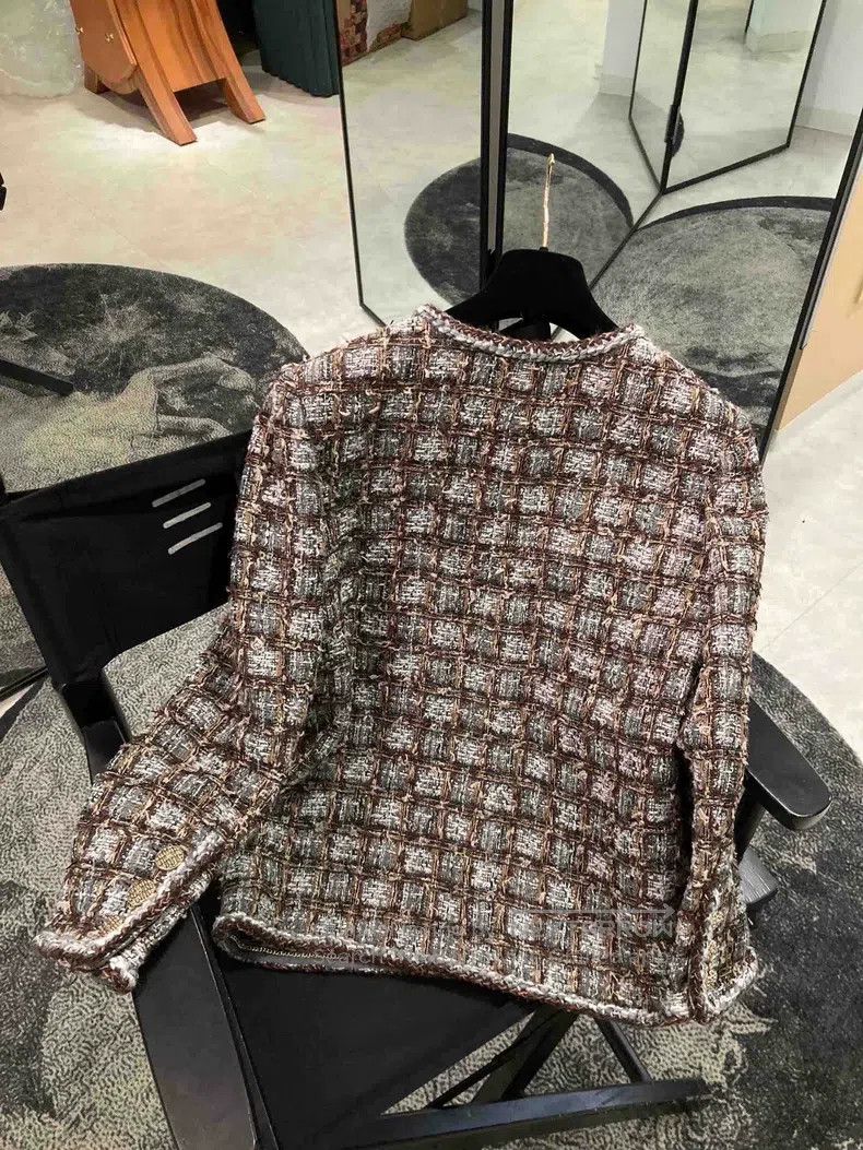 Chanel Chanel Forest series grey-brown plaid round-neck jacket Size XS / US 0-2 / IT 36-38 - 2 Thumbnail