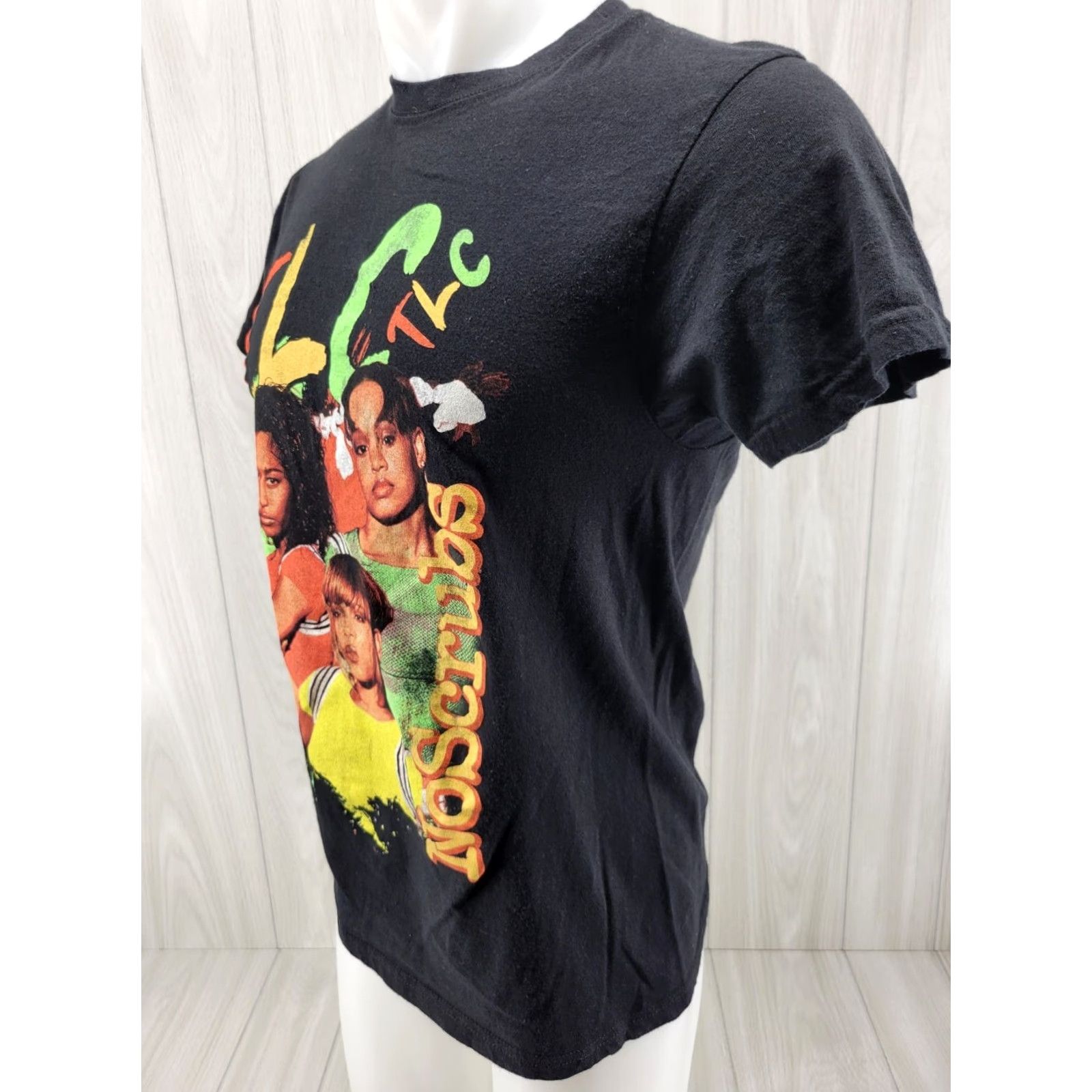 Etro TLC No Scrubs Rap T Shirt Retro Hip Hop Black Medium Shirt Unisex Adults Short Sleeve Crew Neck Graphic Print Band 2000s Size US M / EU 48-50 / 2 - 3 Thumbnail