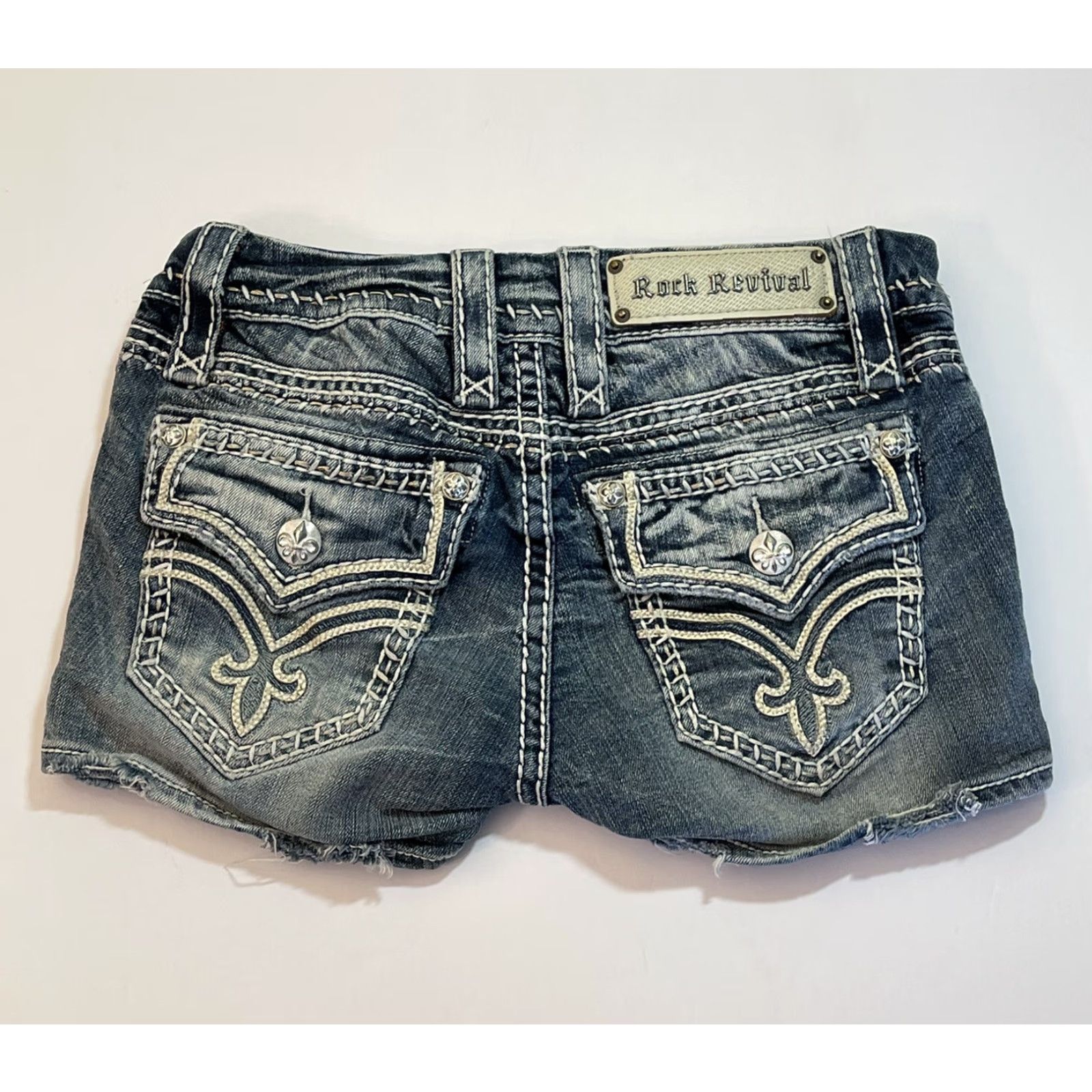 Vintage Rock Revival Women's Distressed Blue Jean Shorts Sz 26 Casual Dark Wash Denim Regular Fit Size 26" / US 2 / IT 38 - 5 Thumbnail
