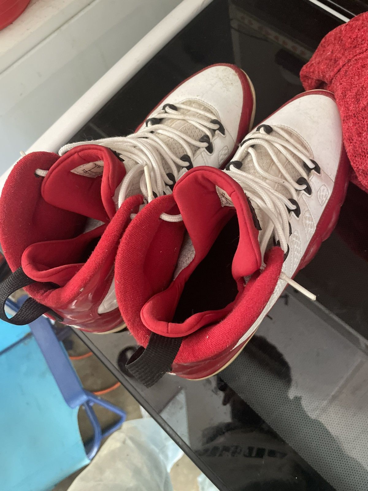 Jordan Brand nike air jordan 12 chicago Size US 11 / EU 44 - 1 Thumbnail
