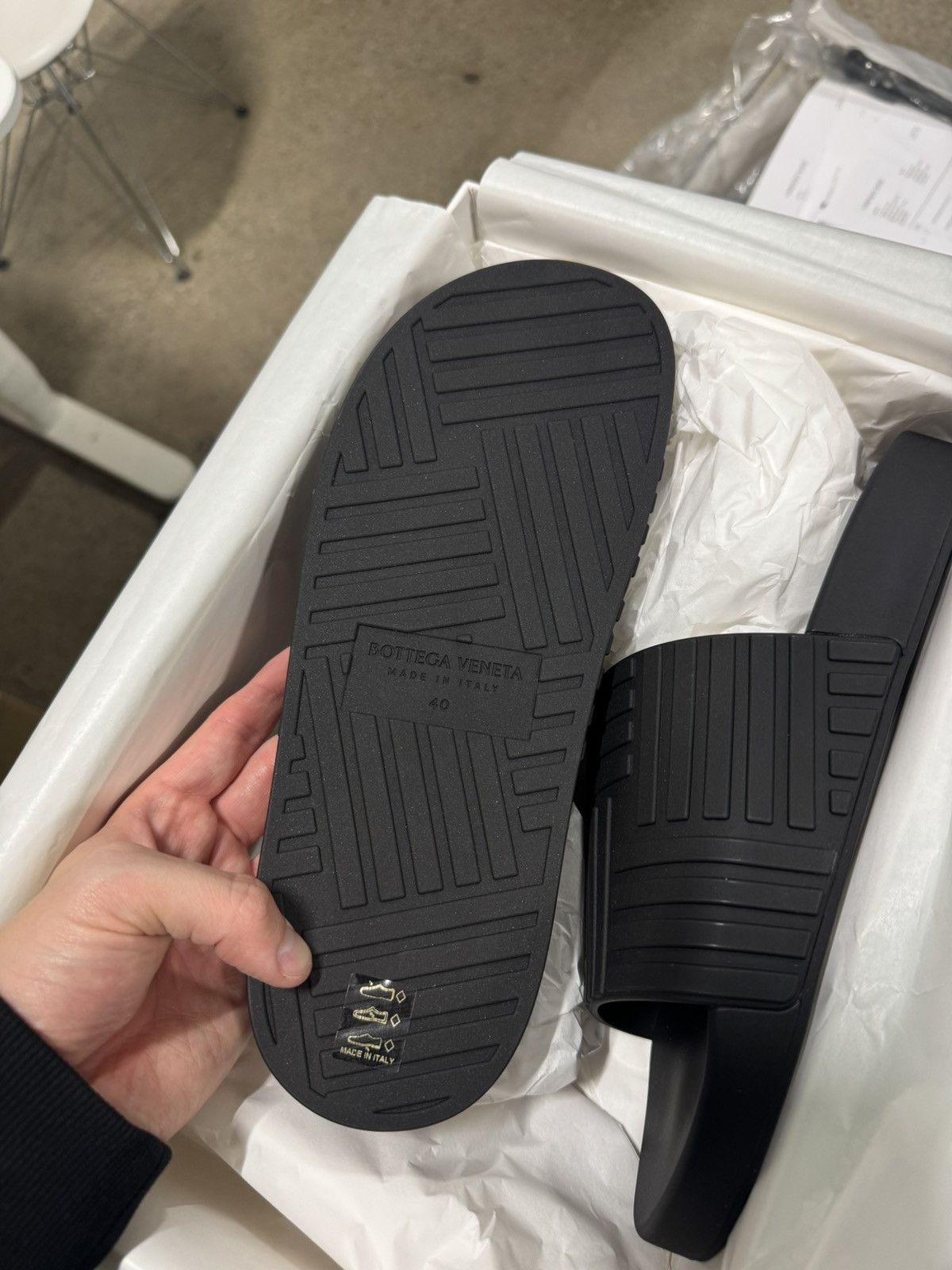 Bottega Veneta Bottega Veneta Embossed Rubber Slides NEW 550$ Size US 7 / EU 40 - 5 Thumbnail