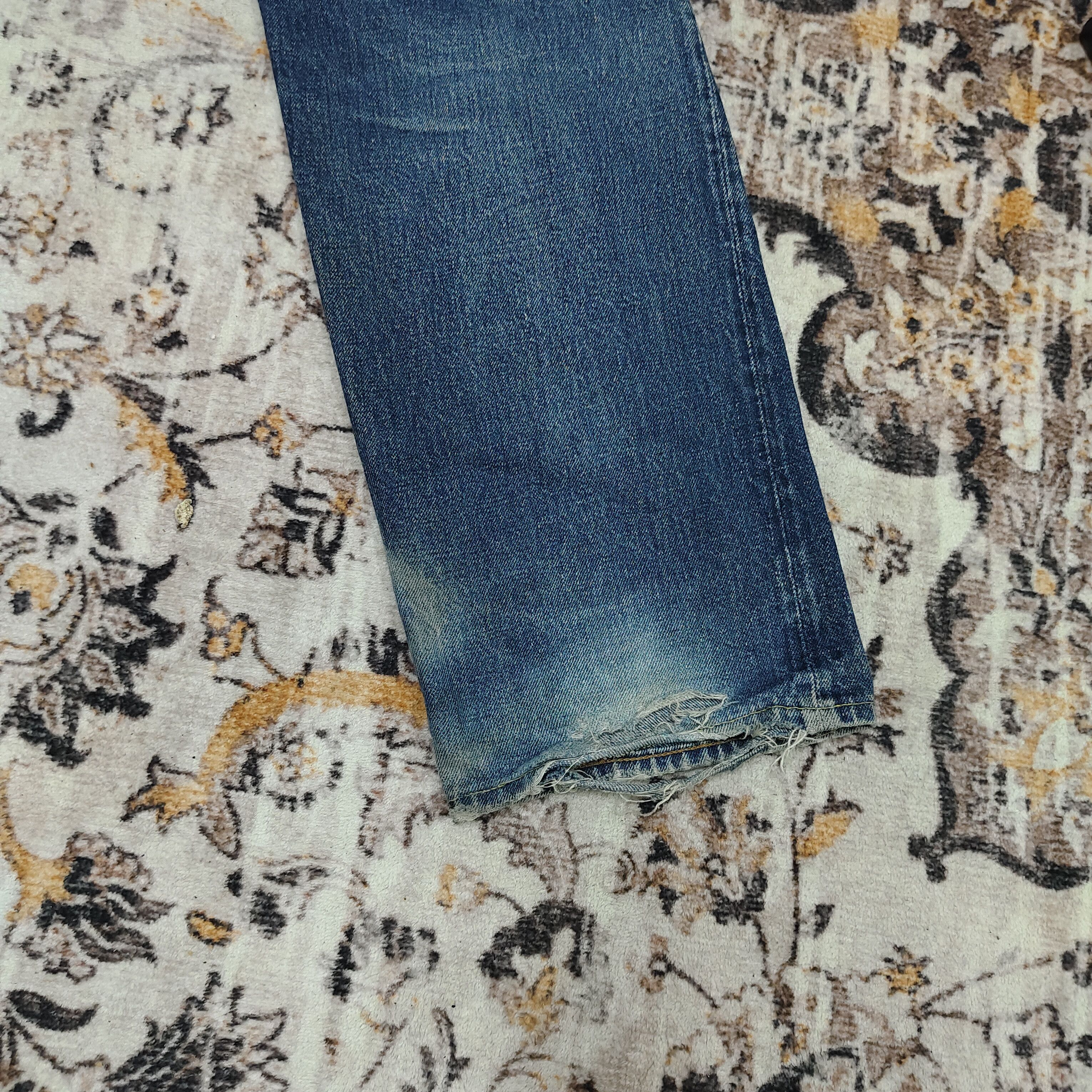 Levi's Vintage 90s Levi's 501xx Big E Distressed Selvedge Jean Size US 32 / EU 48 - 9 Thumbnail