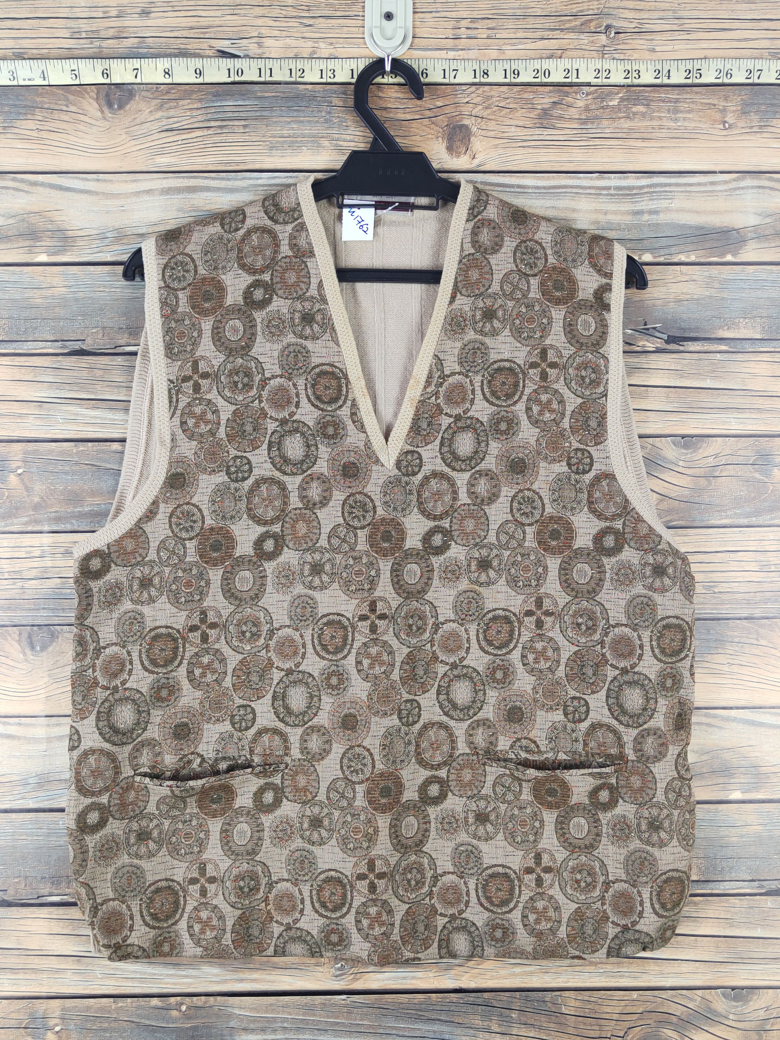 Vintage Matsuzakaya Brown Knitwear vintage Vests #W1762 Size US M / EU 48-50 / 2 - 1 Thumbnail