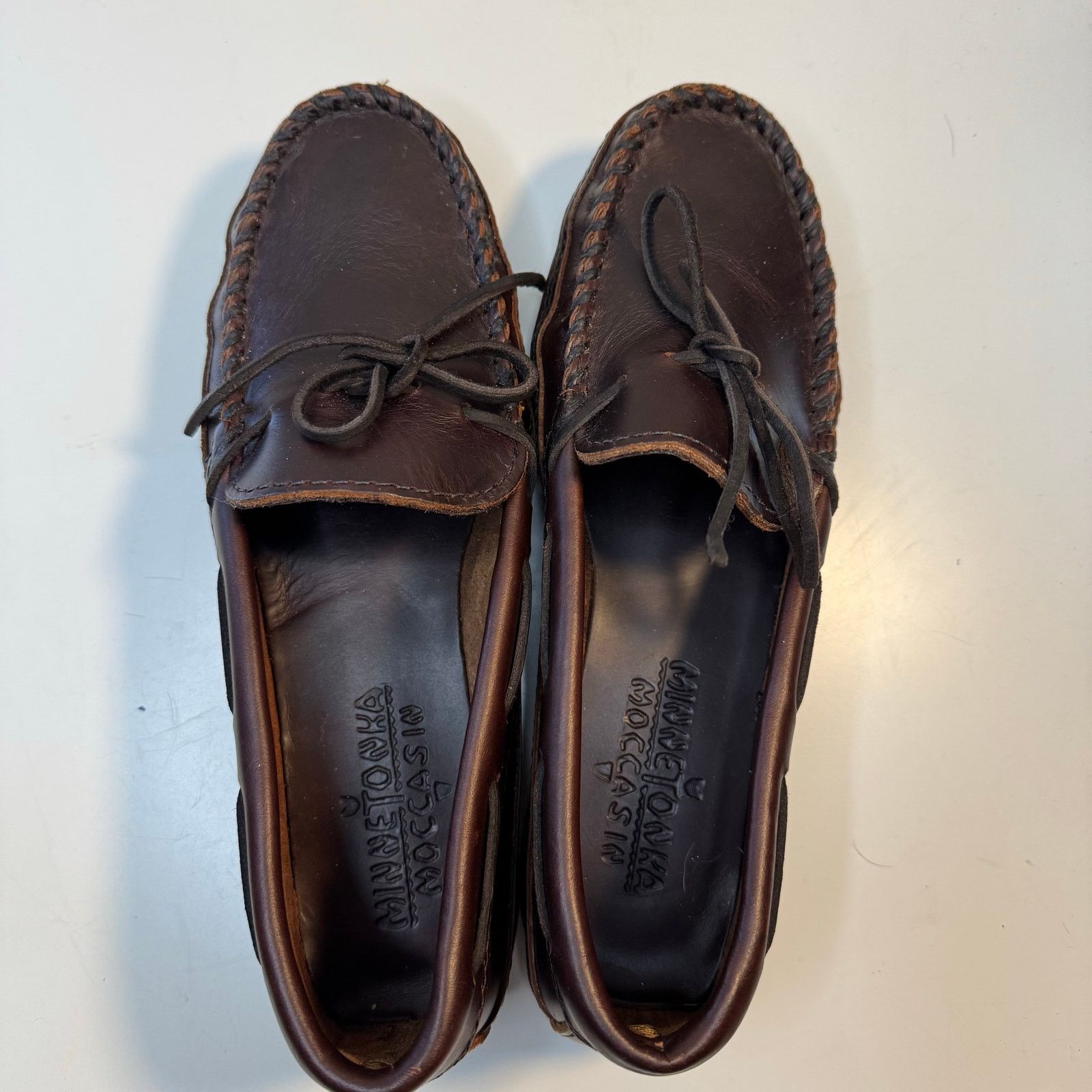 Minnetonka Minnetonka Moccasins Lariat Leather Essential Hardsole Moc 7 Size US 7 / EU 40 - 6 Thumbnail