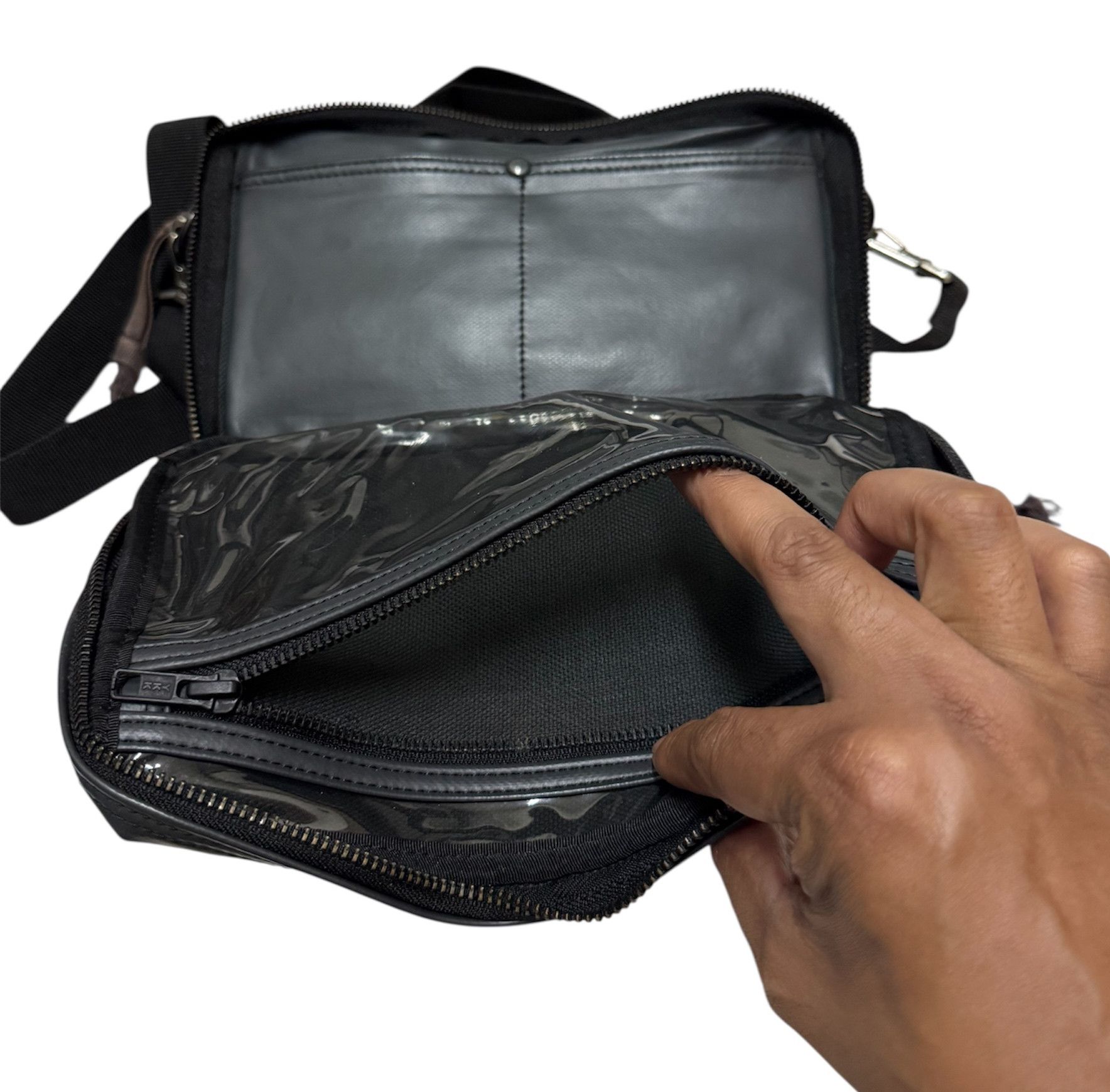 Porter Luggage Label Porter Sling Bag / Cross Body Bag /Clutch Bag Size ONE SIZE - 21 Thumbnail