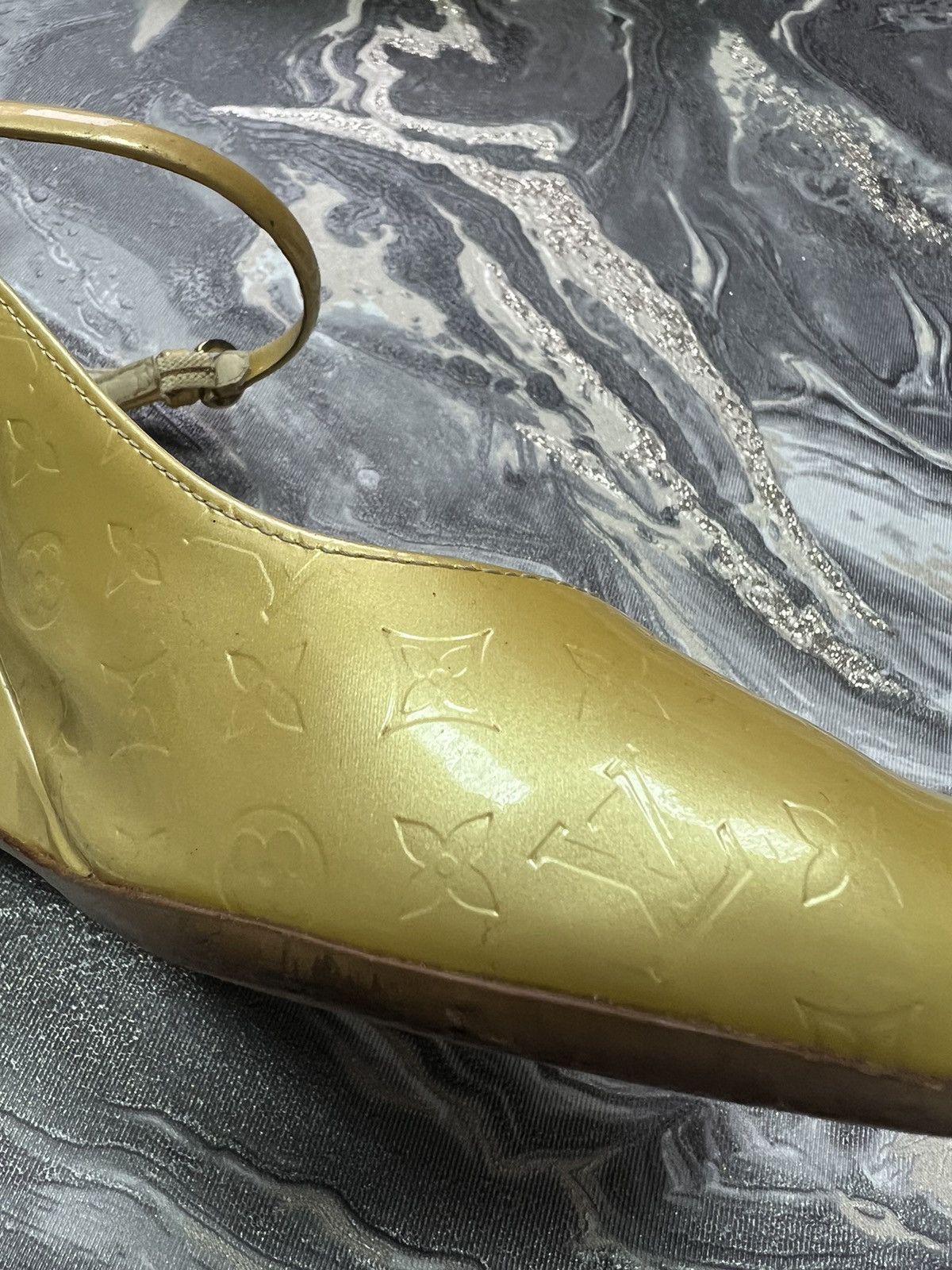 Louis Vuitton Louis Vuitton monogram vintage Sandals wedge heel open toe Size US 6 / IT 36 - 10 Thumbnail