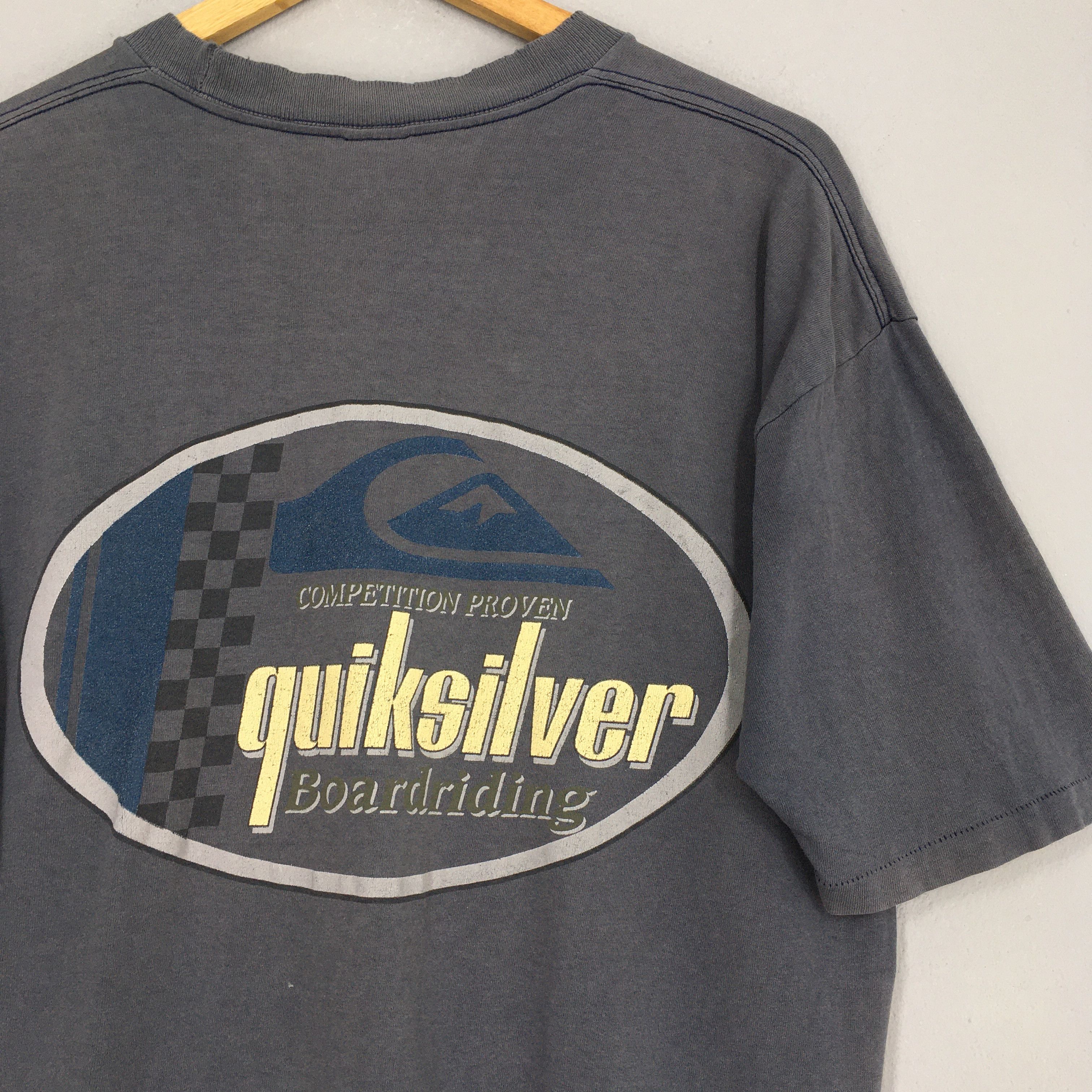 Quiksilver Vintage 90's Quiksilver Boardriding Surf T shirt Large Size US L / EU 52-54 / 3 - 2 Thumbnail