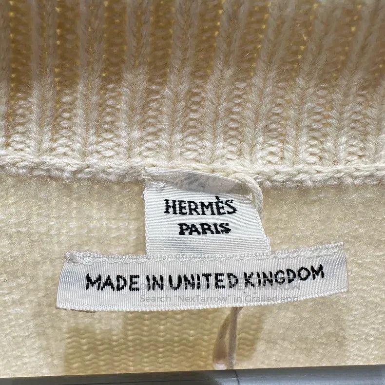 Hermes Hermes Horsebit Cashmere V-Neck Knit Top Size XS / US 0-2 / IT 36-38 - 3 Thumbnail