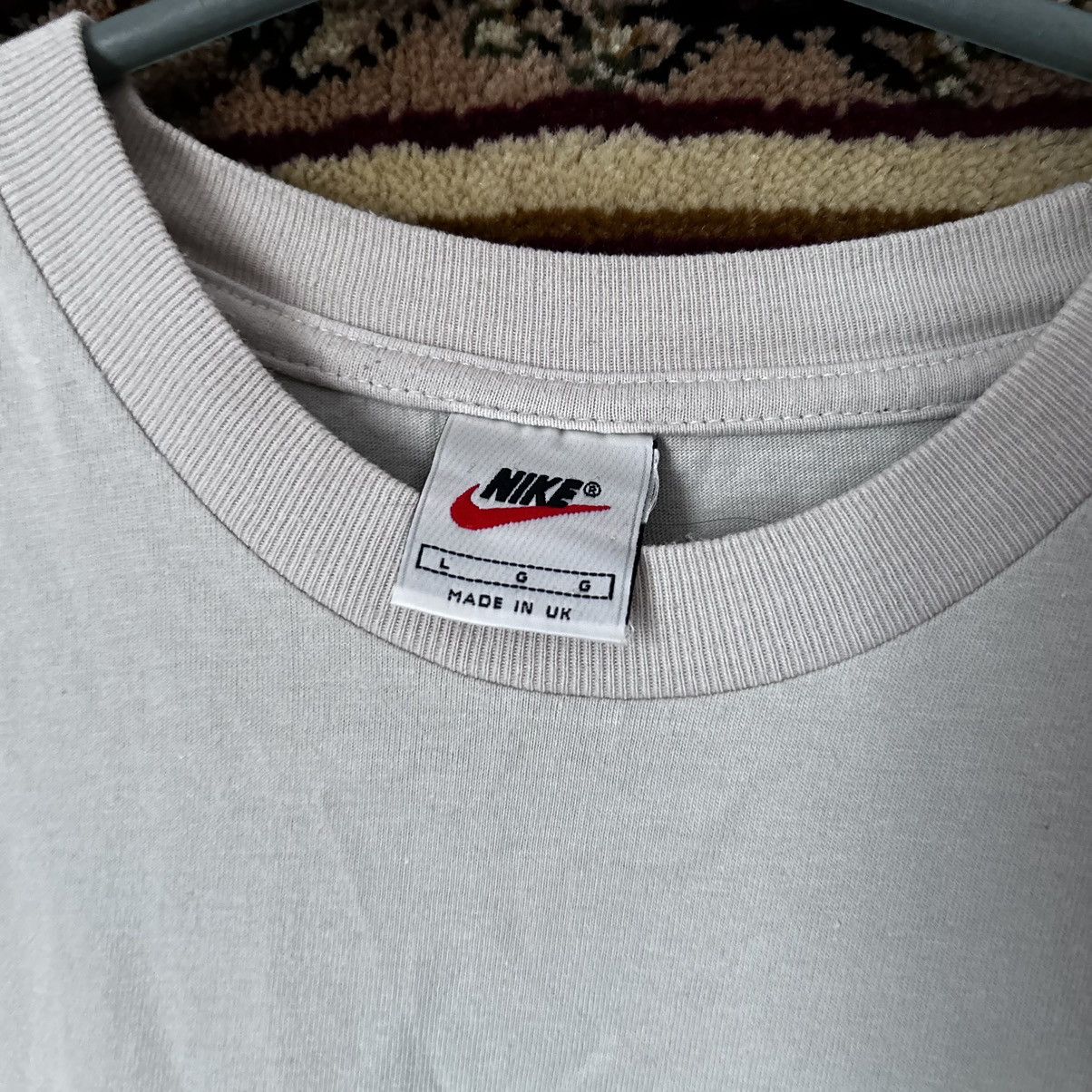 Nike × Vintage 90s Nike Big Logo Vintage Y2K Retro Tee T-Shirt Size US L / EU 52-54 / 3 - 4 Thumbnail