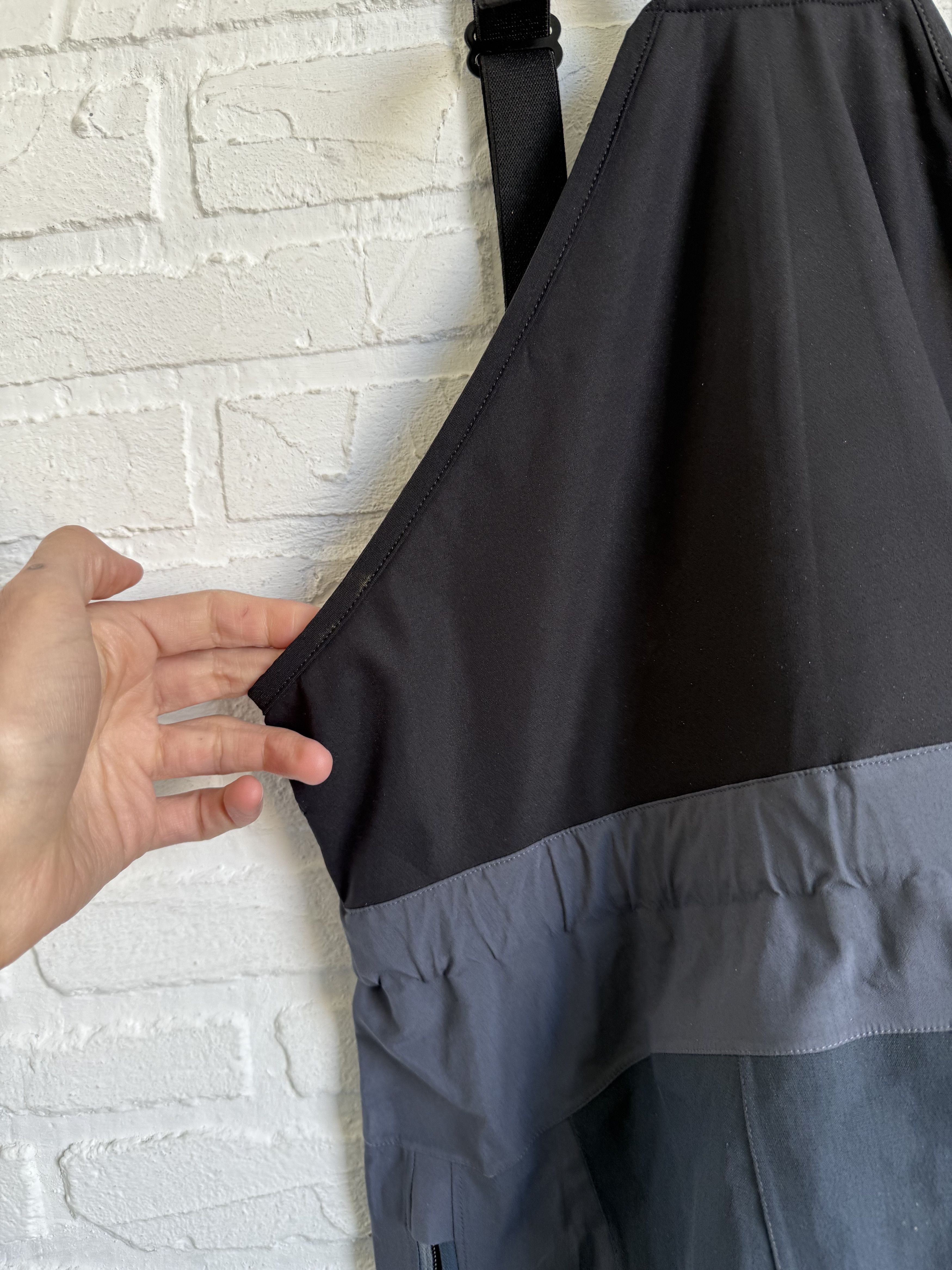Arc'teryx Vintage Arc'teryx overall ski pants gore-tex Size US 30 / EU 46 - 18 Thumbnail